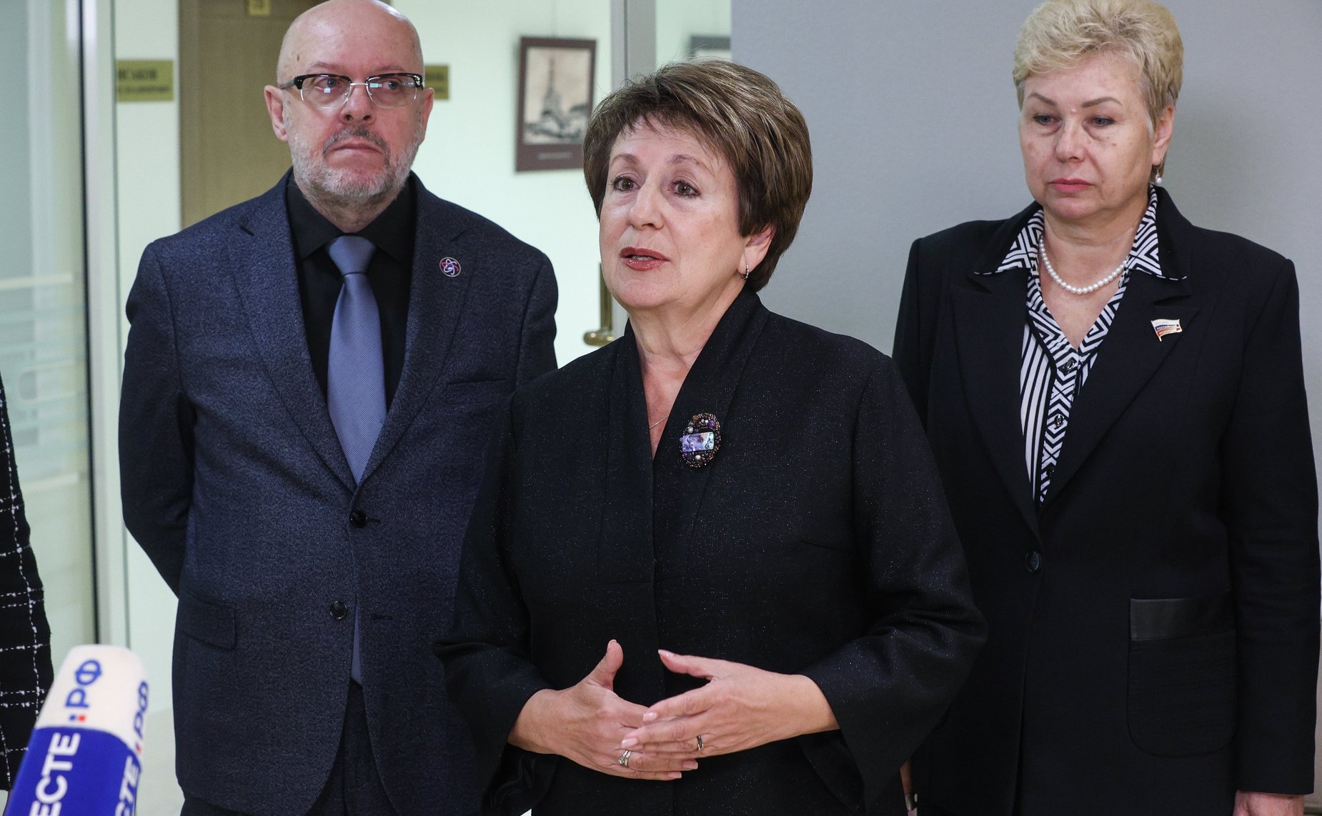 Открытие в Совете Федерации фотовыставки «Кадеты – гордость России»