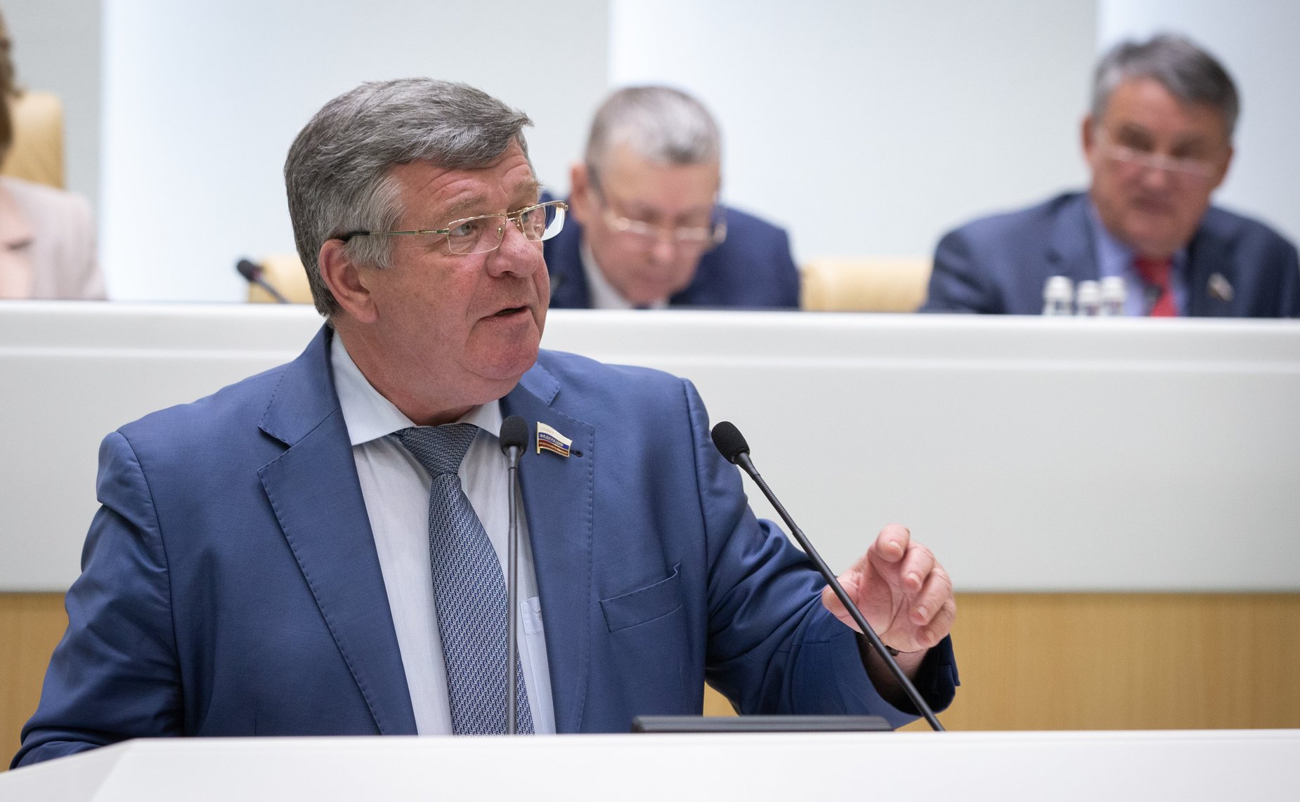 Валерий Семенов