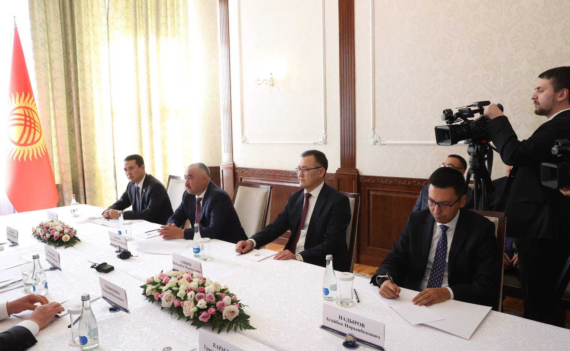 Встреча Председателя Совета Федерации Валентины Матвиенко с Председателем Жогорку Кенеша Киргизской Республики Нурланбеком Шакиевым