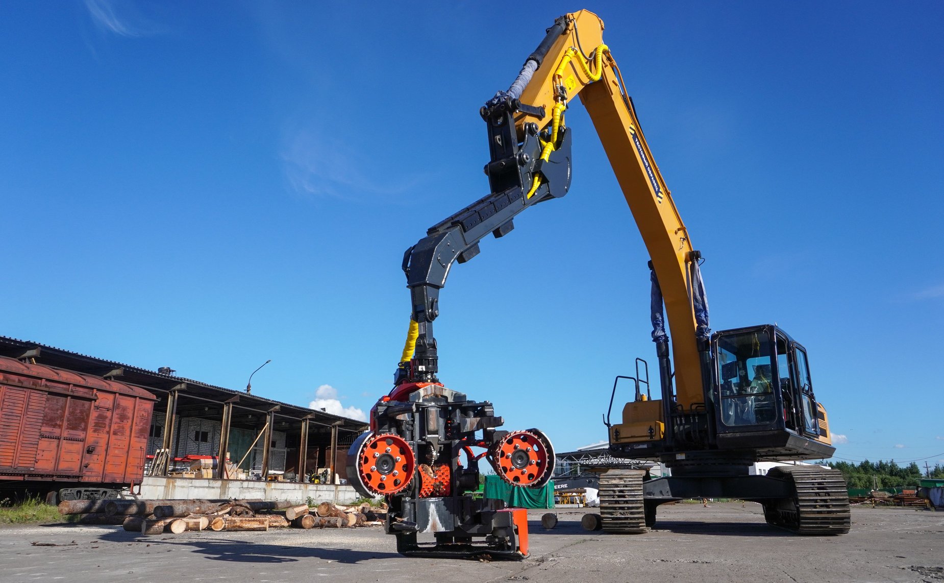 Сенаторы посетили ряд производственных объектов на территории Архангельской области в рамках работы Совета по вопросам развития лесного комплекса