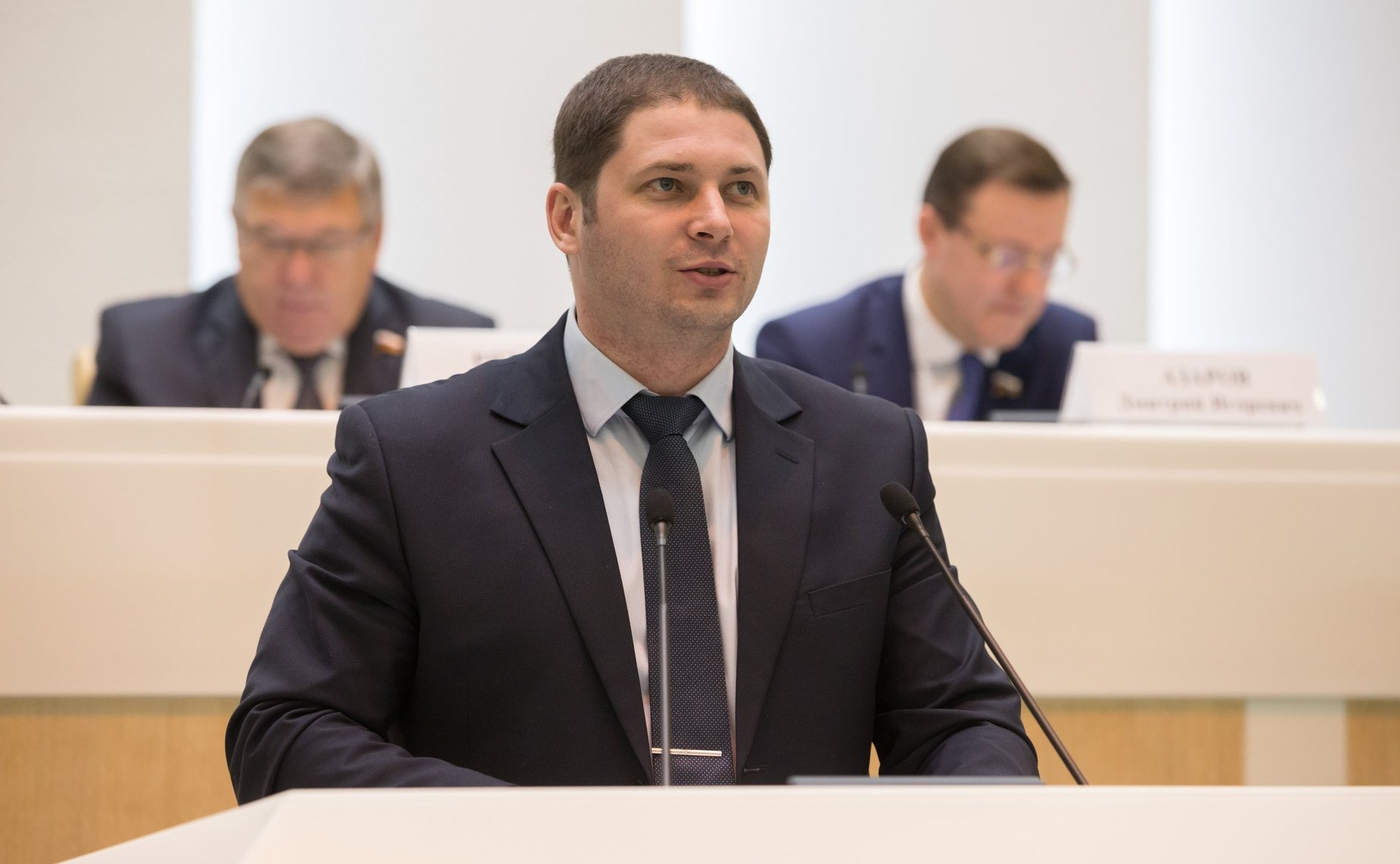 В. Конопацкий