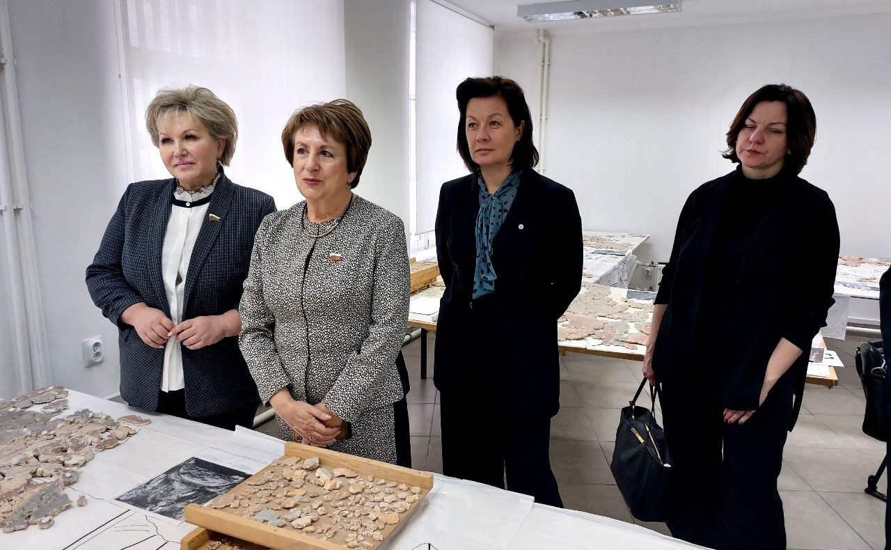 Екатерина Алтабаева и Елена Писарева приняли участие в работе круглого стола по теме «Законодательные аспекты совершенствования охраны объектов культурного наследия»