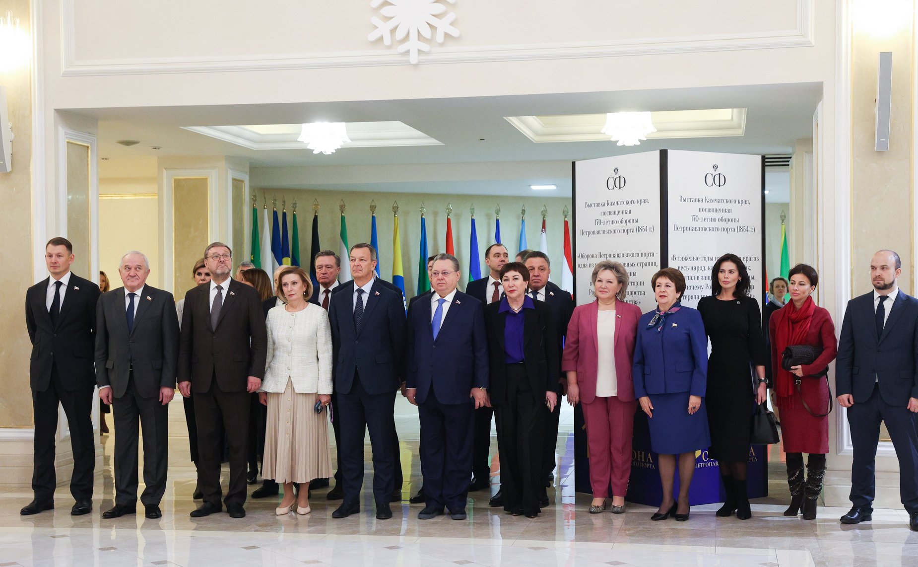 В Совете Федерации открылась выставка, приуроченная к 170-летию Петропавловской обороны