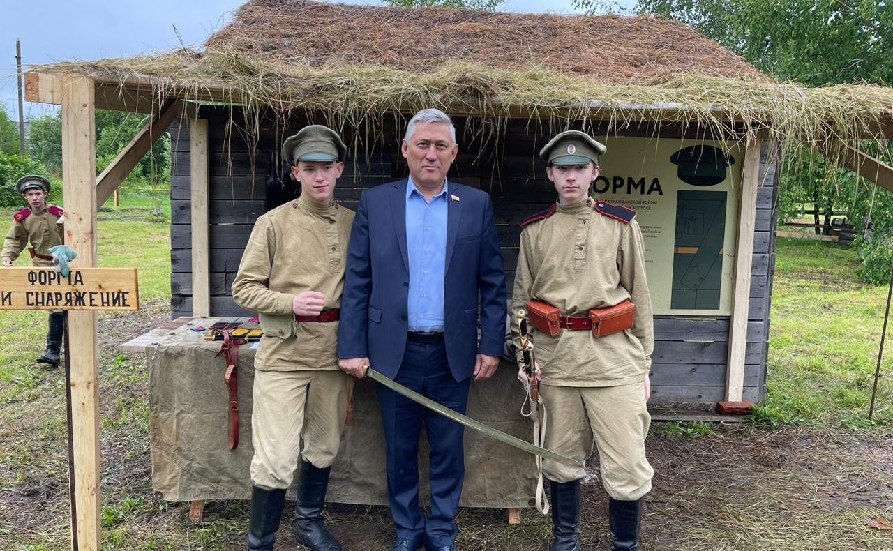 Юрий Валяев принял участие в фестивале «Исторические лагеря», прошедшем в Еврейской автономной области
