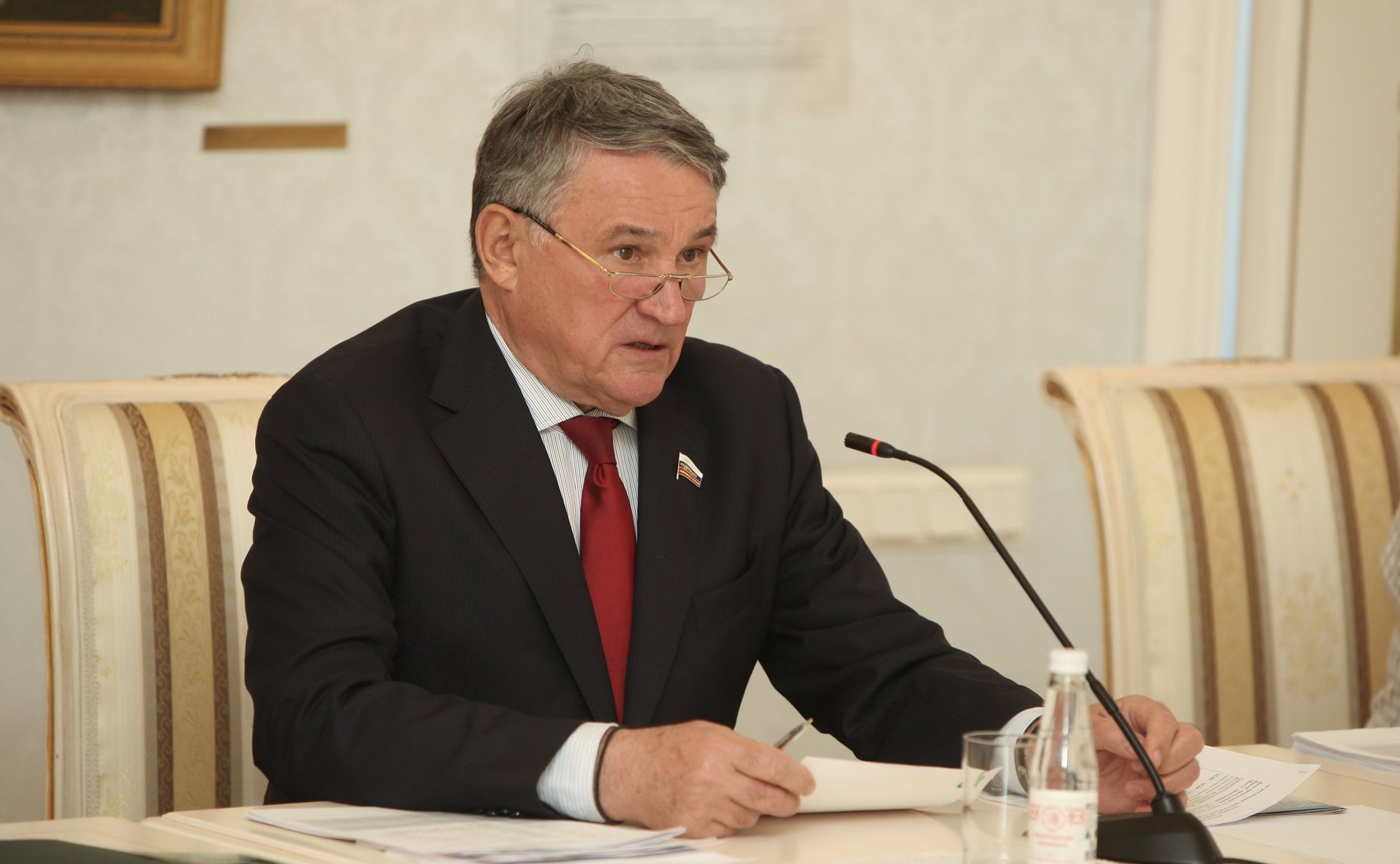 Ю. Воробьев