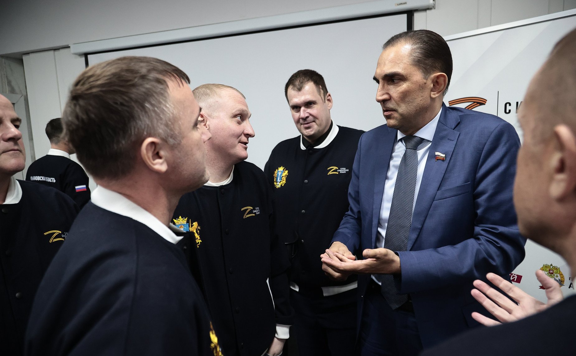 Сенаторы провели встречу с участниками проекта Герои Сибирской земли