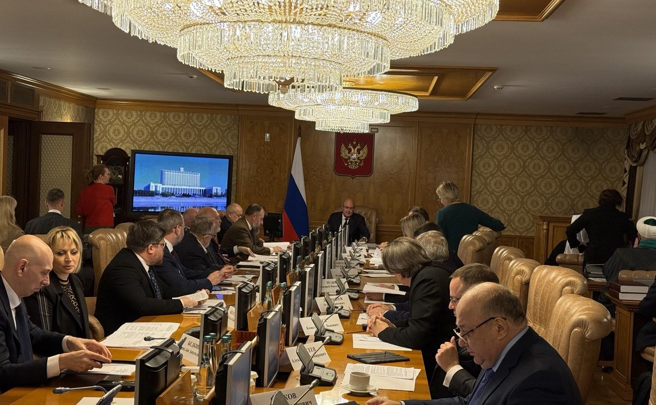 Ильяс Умаханов принял участие в заседании Комиссии по вопросам религиозных объединений при Правительстве РФ