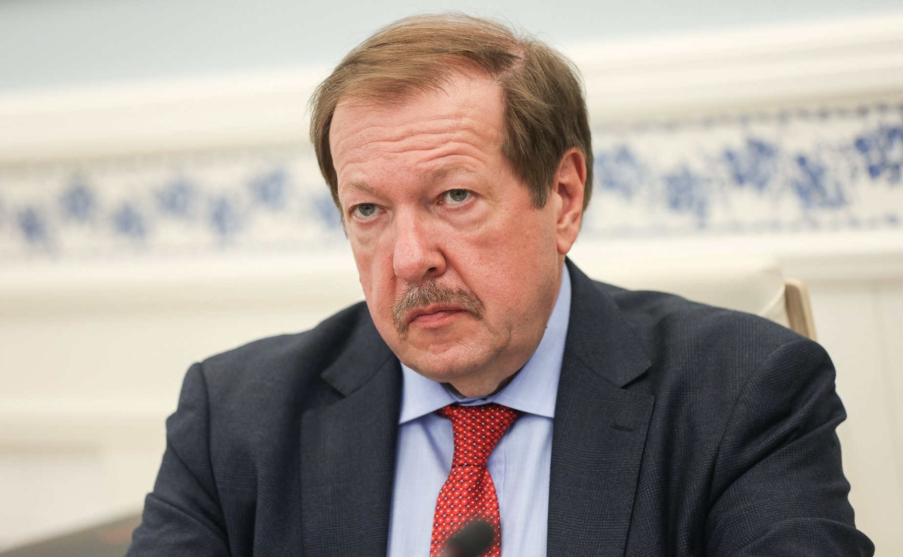 Александр Русаков