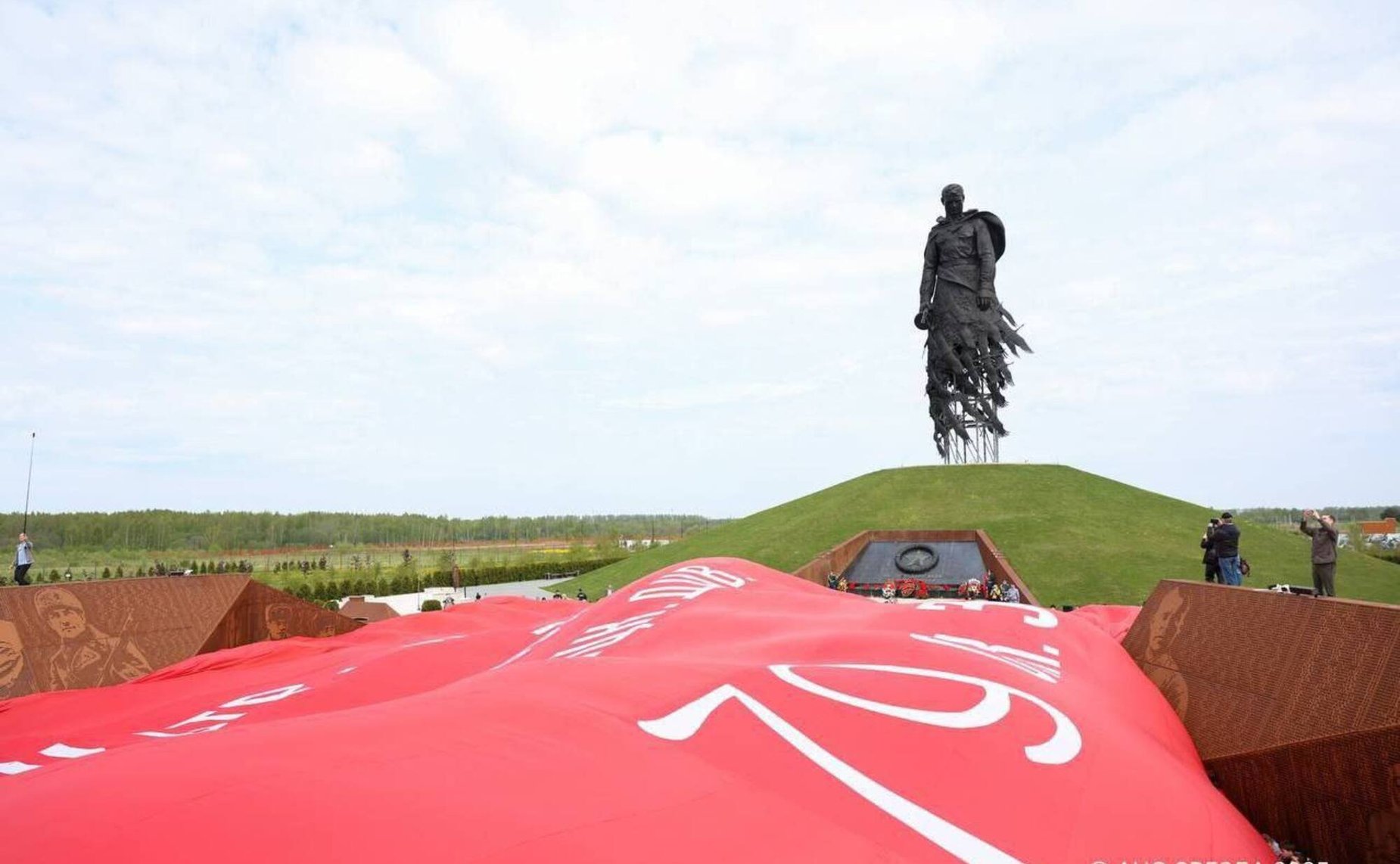 Людмила Скаковская поприветствовала организаторов и участников масштабной патриотической экспедиции «Непокоренные»