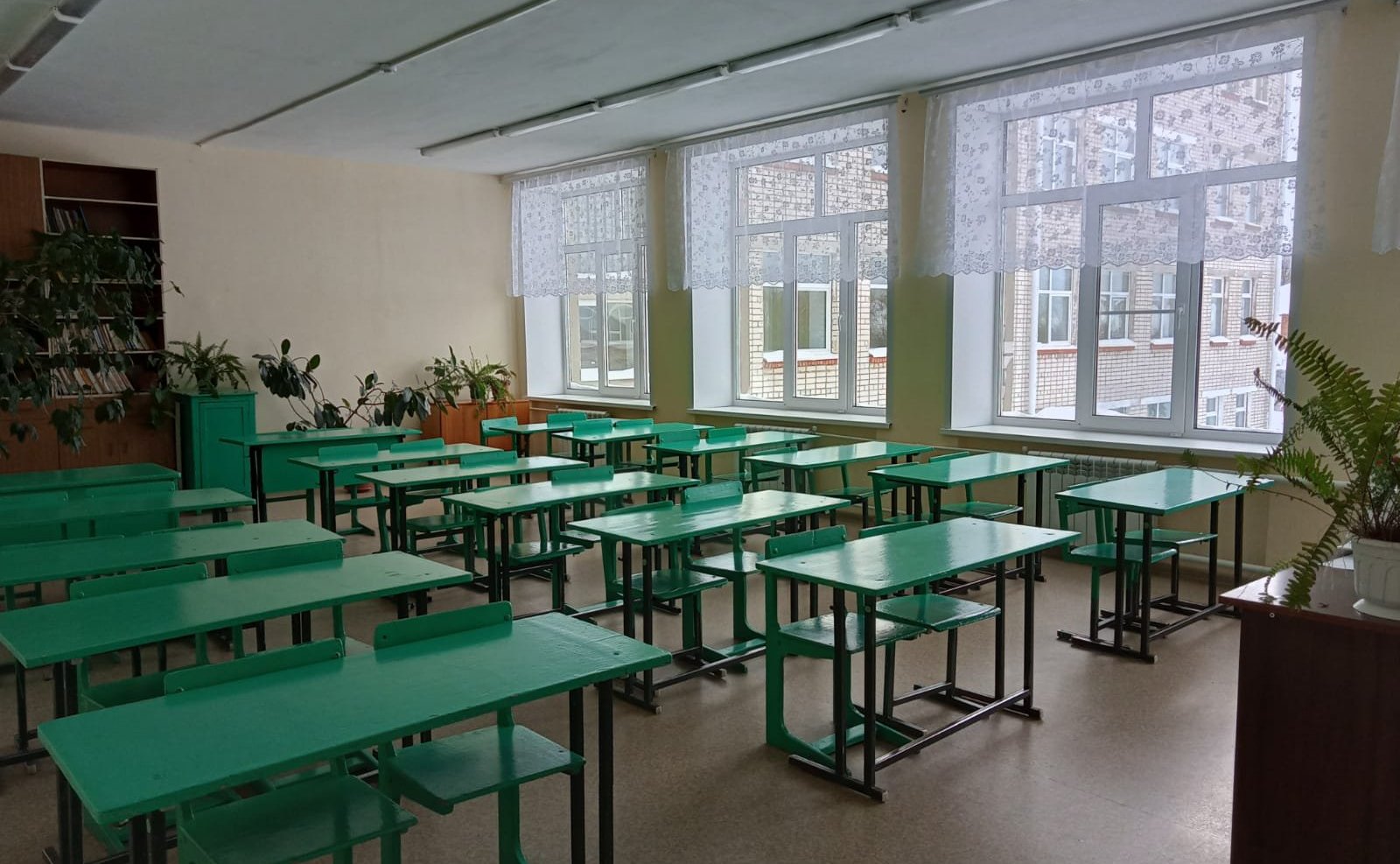 Сергей Мартынов в рамках рабочей поездки в регион посетил среднюю школу №1 им. Героя Советского Союза А.М. Яналова