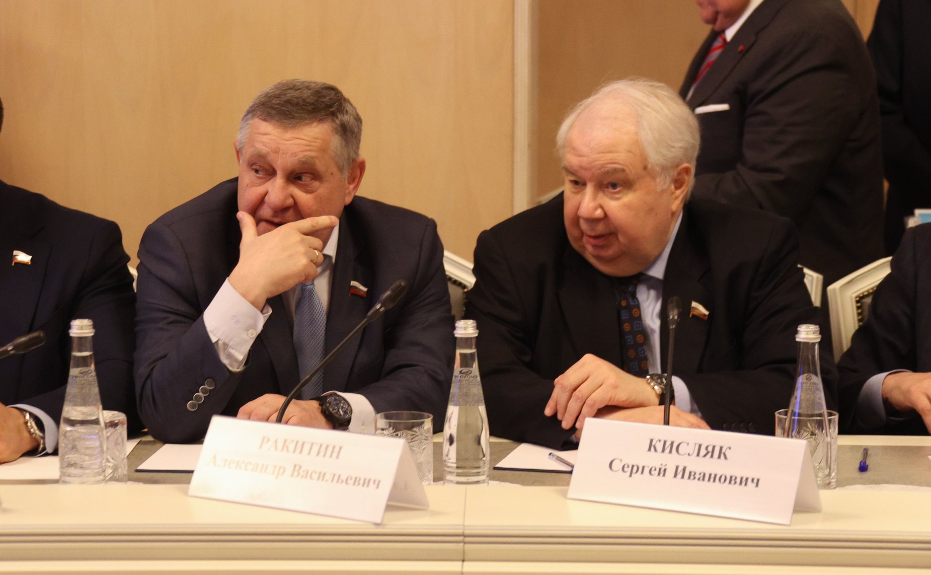 Заседание парламентской комиссии по расследованию обстоятельств, связанных с созданием американскими специалистами биологических лабораторий на территории Украины