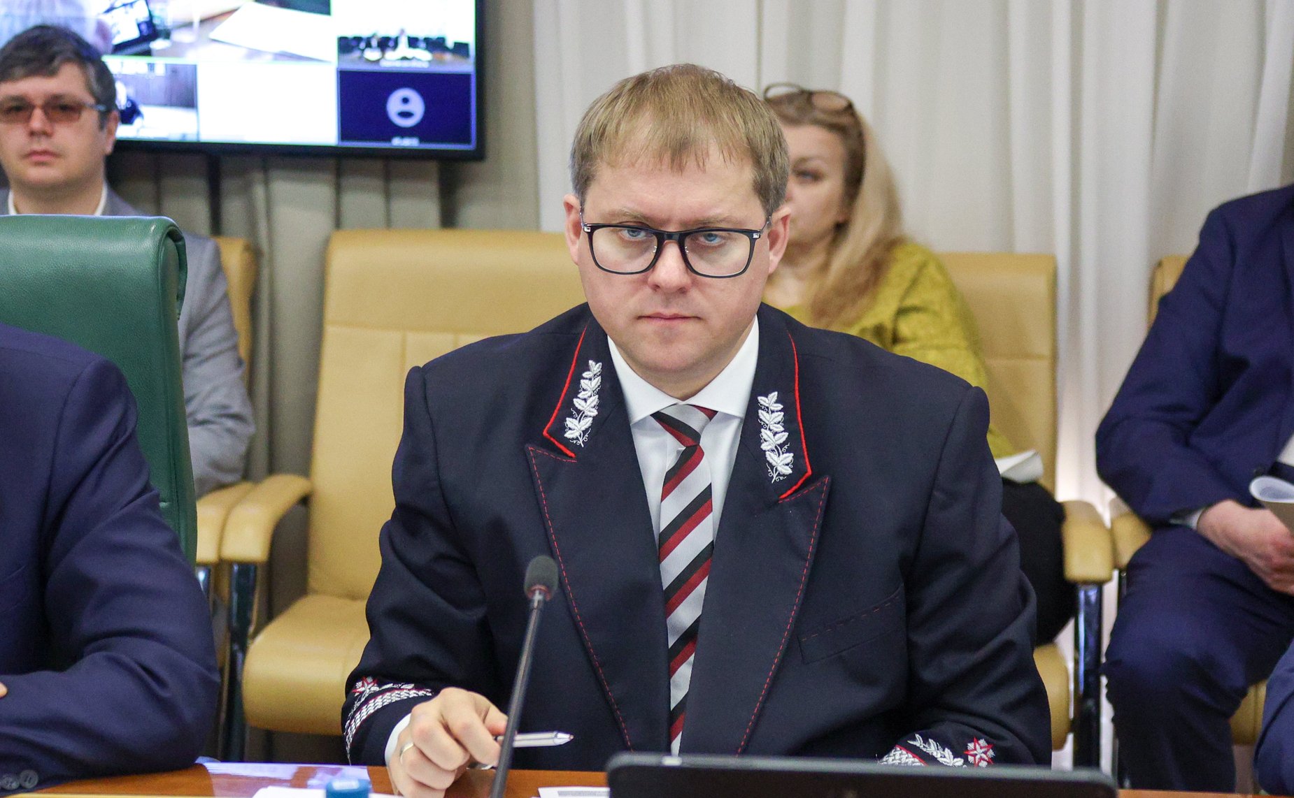 Парламентские слушания Комитета СФ по экономической политике «О реализации программ обновления парка общественного транспорта в субъектах РФ»