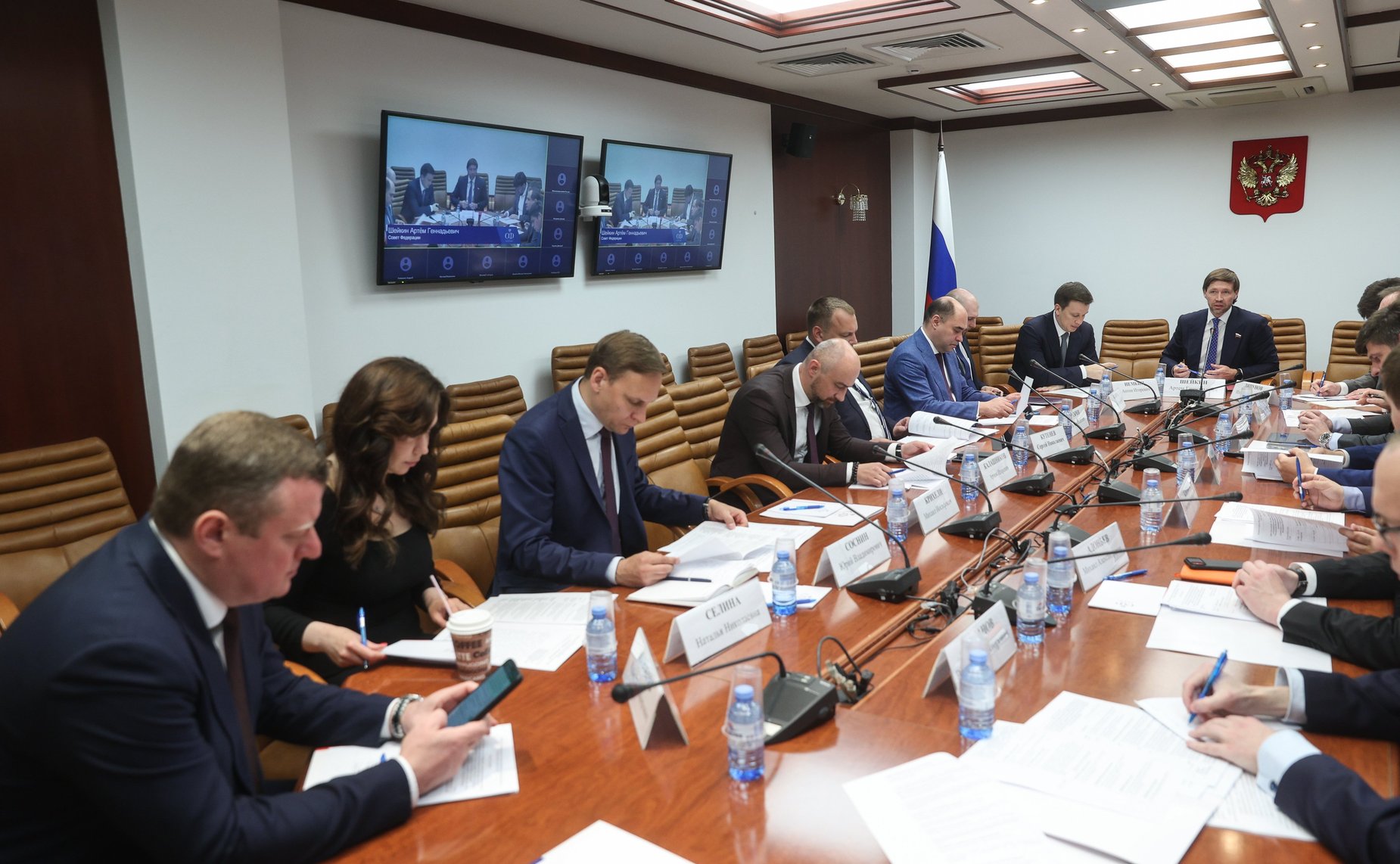 Круглый стол Комитета СФ по конституционному законодательству и государственному строительству совместно с Советом по развитию цифровой экономики при СФ