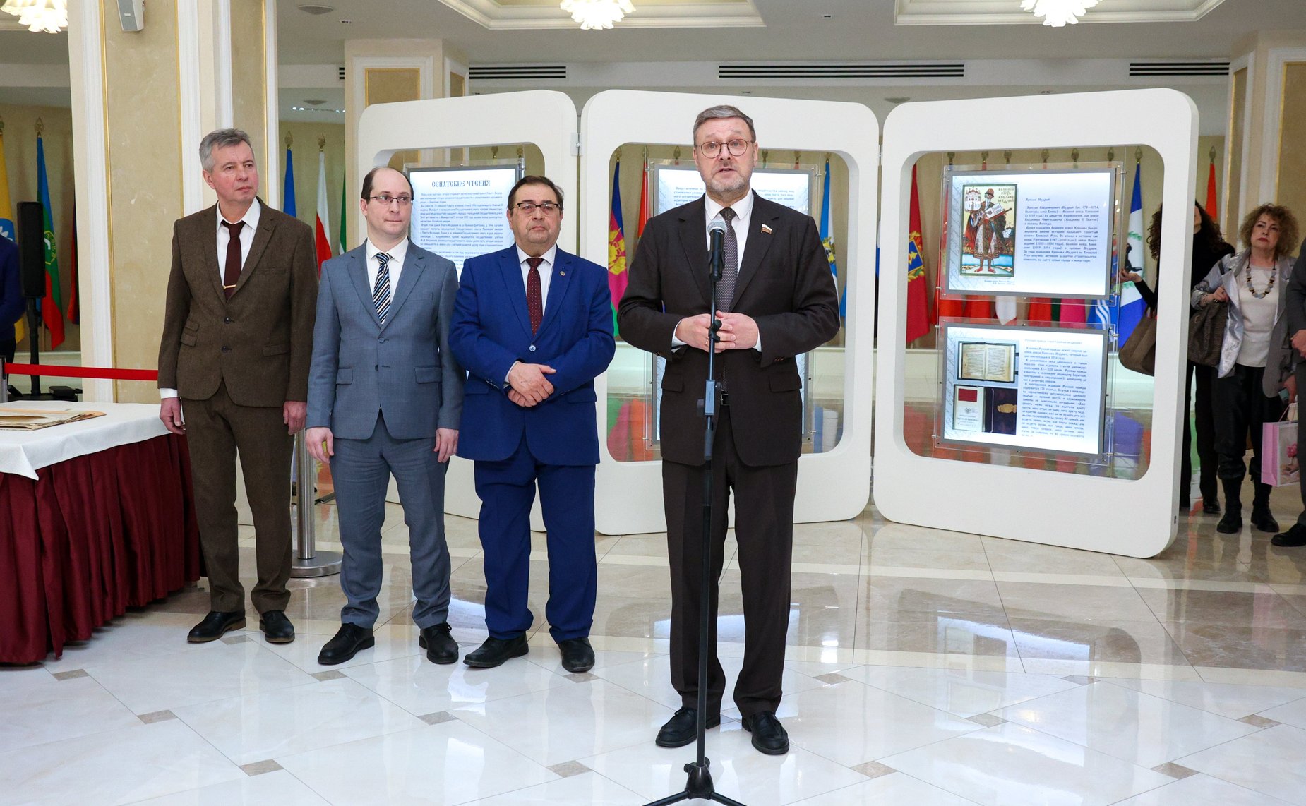 Церемония открытия выставки «От Вече до Правительствующего сената: предыстория российского парламентаризма»