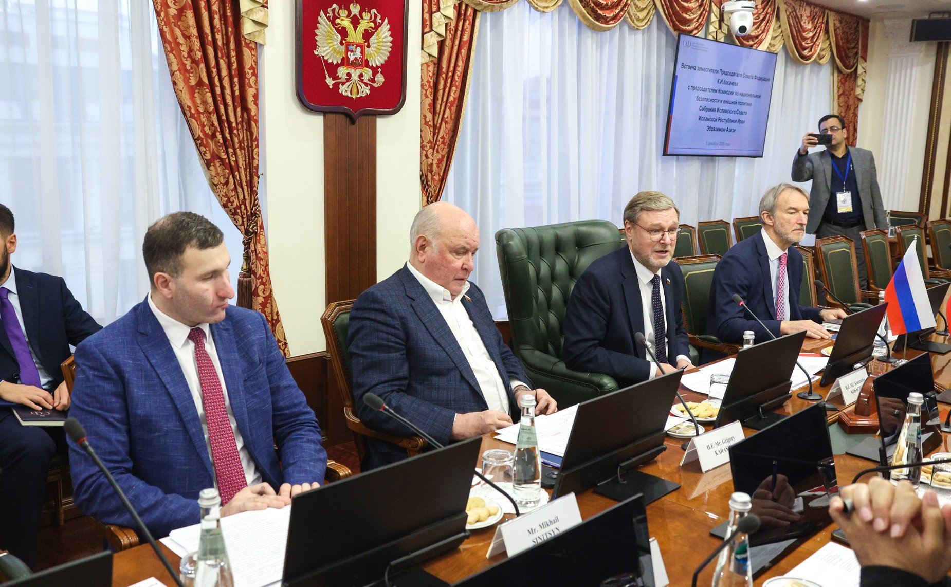 Встреча сенаторов РФ с председателем Комиссии по национальной безопасности и внешней политике Меджлиса Исламского Совета Исламской Республики Иран