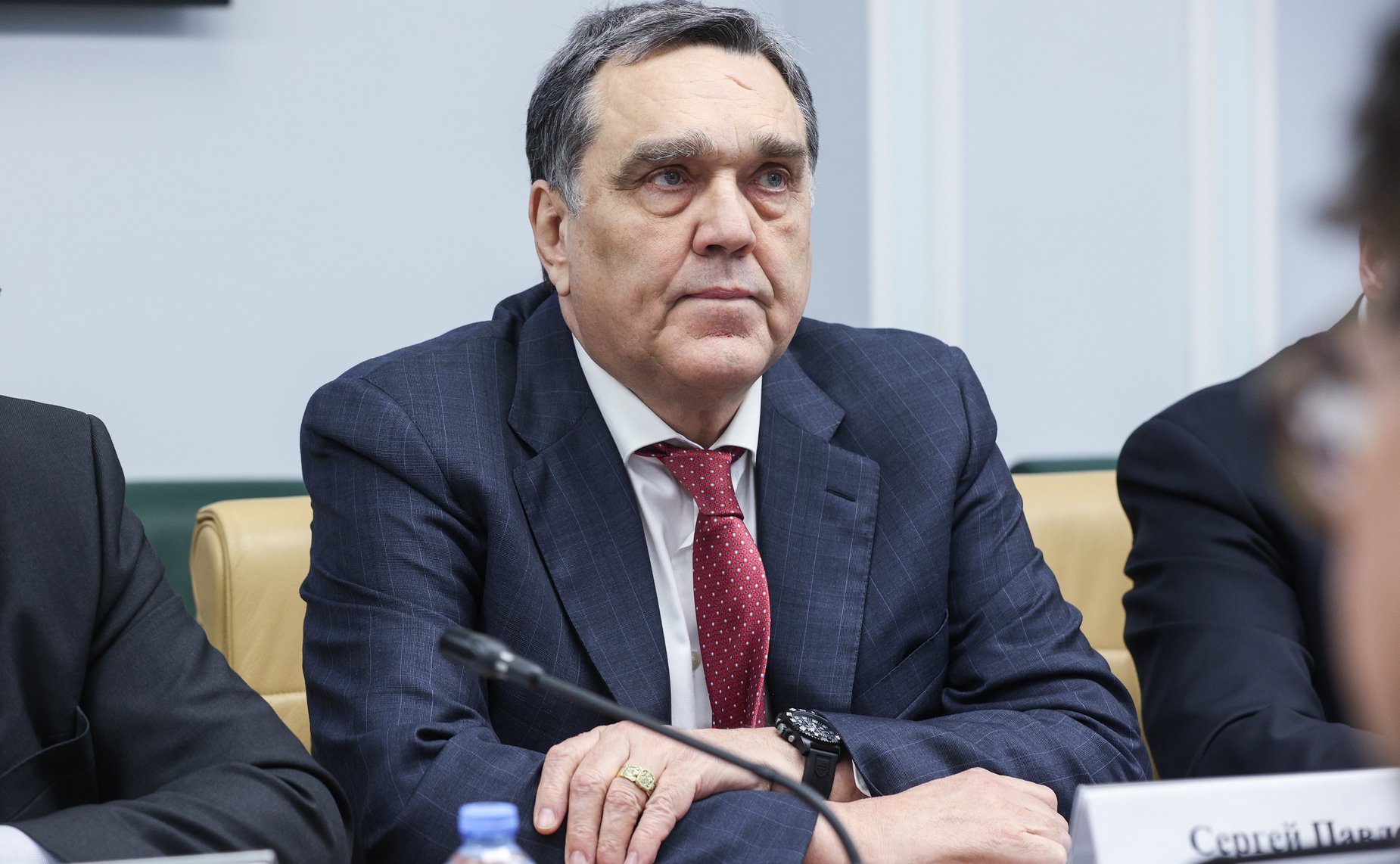 Сергей Иванов