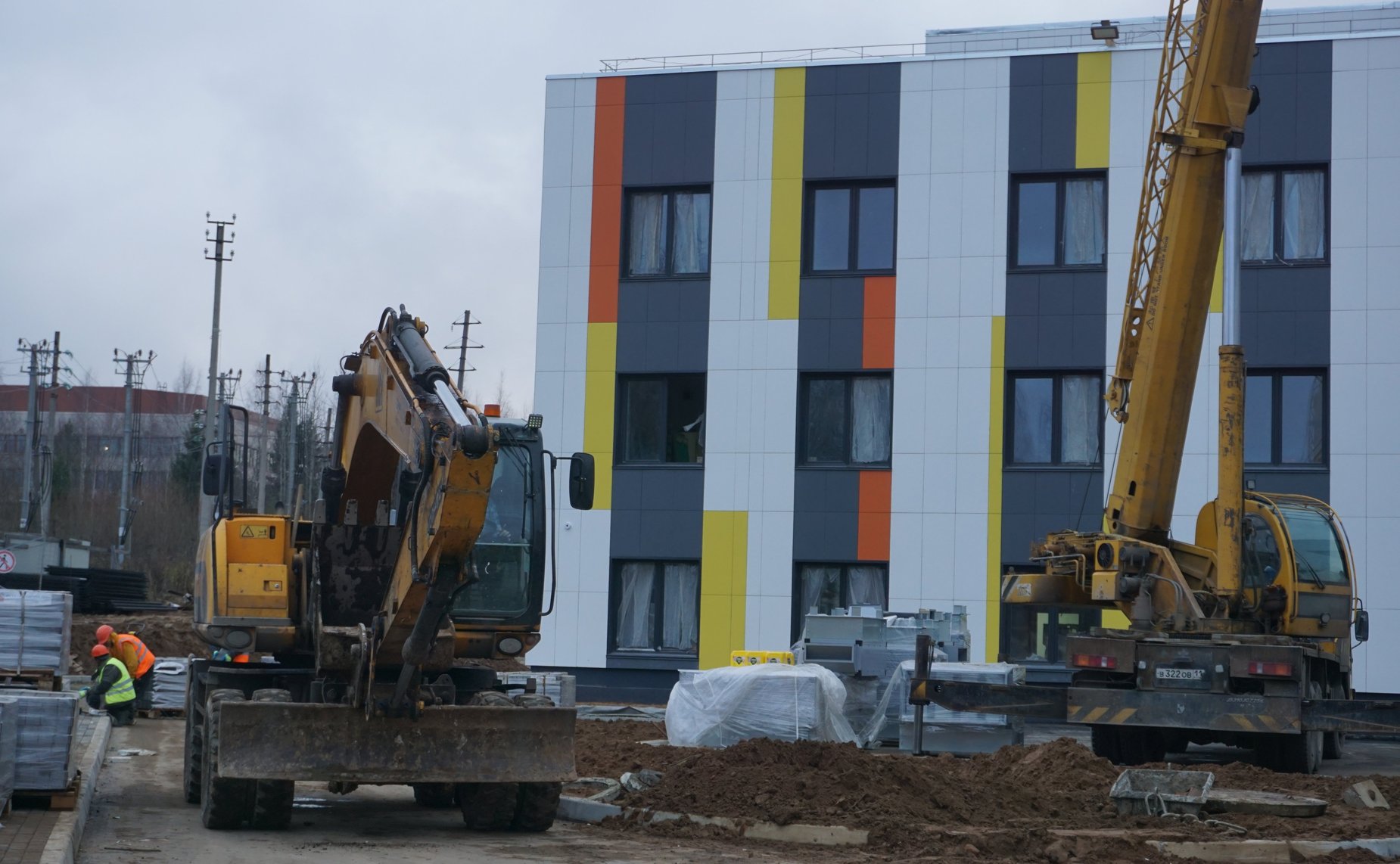 Екатерина Грибкова оценила ход строительства объектов здравоохранения в Сыктывкаре