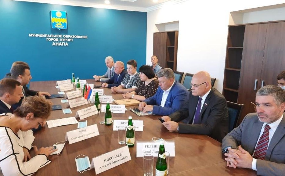 Елена Афанасьева провела заседание Комиссии Парламентского Собрания по социальной и молодежной политике, науке, культуре и гуманитарным вопросам