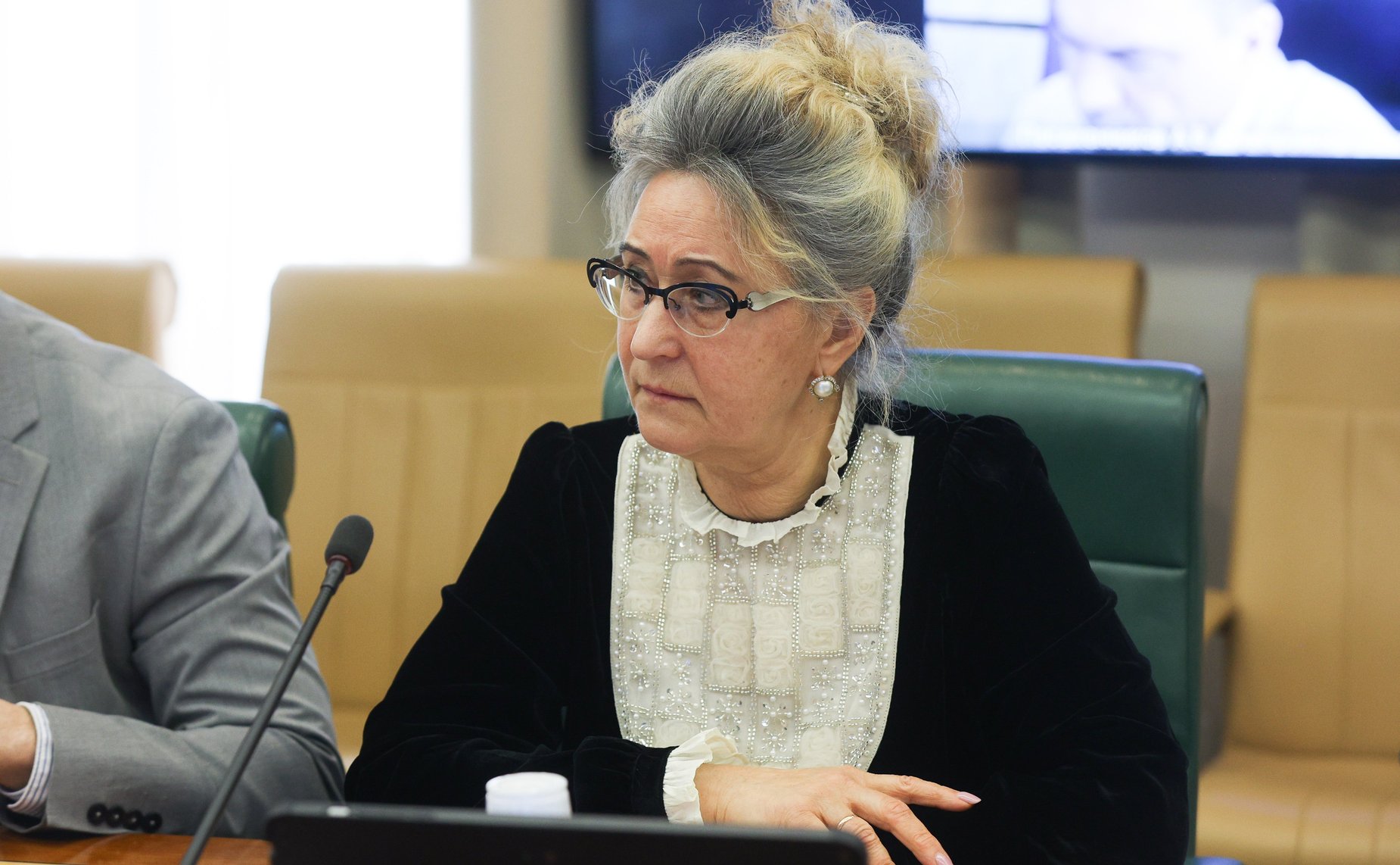 Совещание Комитета Совета Федерации по экономической политике по вопросам совершенствования механизмов расширенной ответственности производителей и импортеров товаров и упаковки