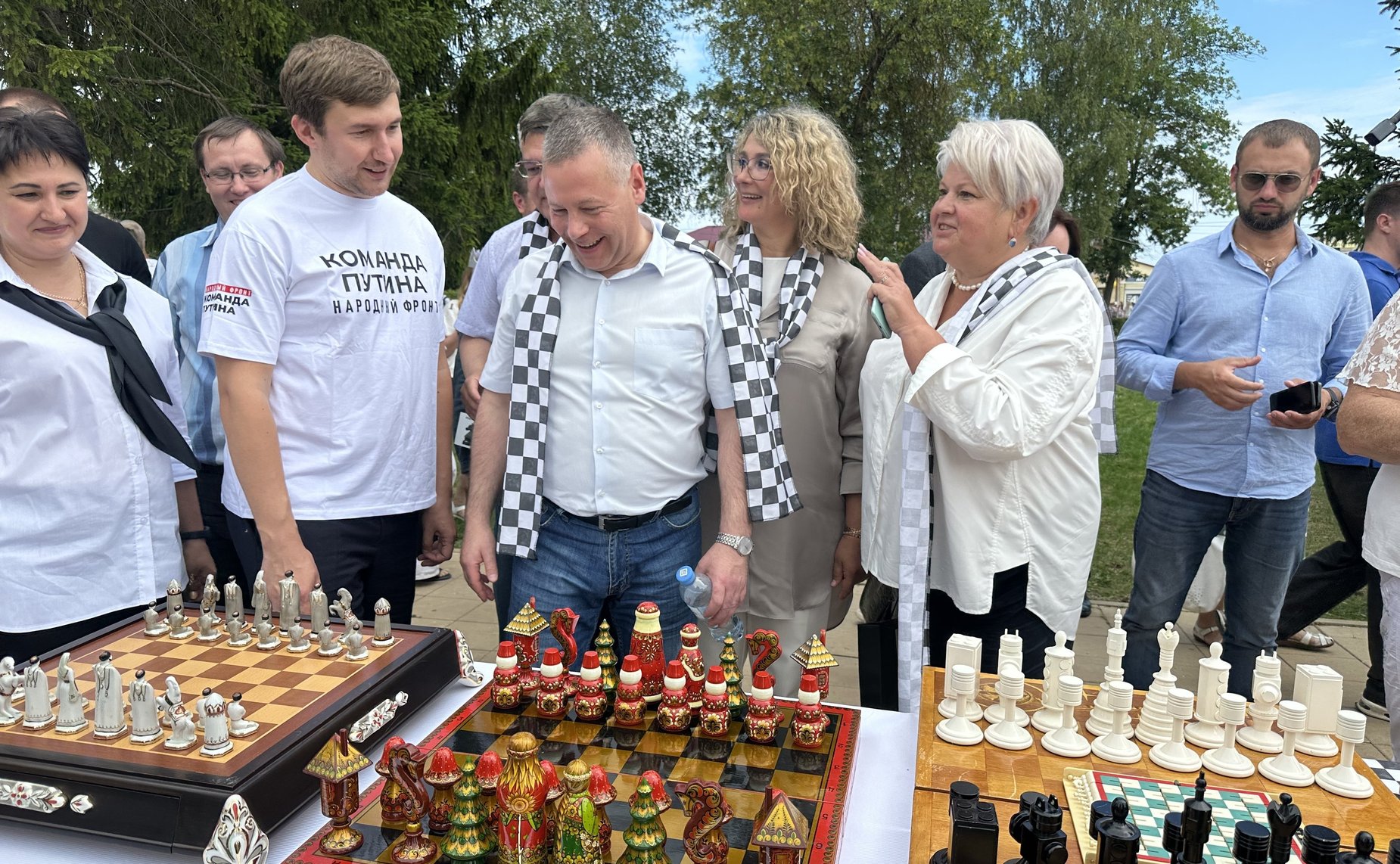 Сенаторы РФ приняли участие в открытии шахматного фестиваля в городе Данилове