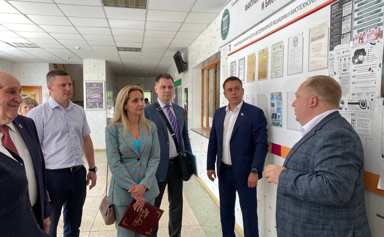 Айрат Гибатдинов посетил Ульяновскую государственную сельскохозяйственную академию – Ульяновский государственный аграрный университет имени П.А. Столыпина и принял участие в праздничных мероприятиях по случаю празднования дня рождения университета