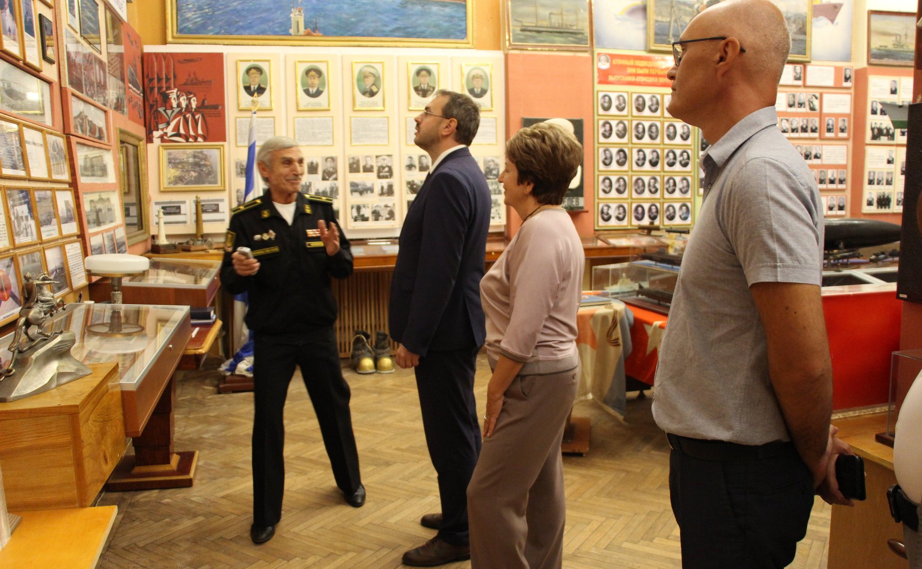 Екатерина Алтабаева обсудила перспективы развития сферы научных исследований в вузах Севастополя