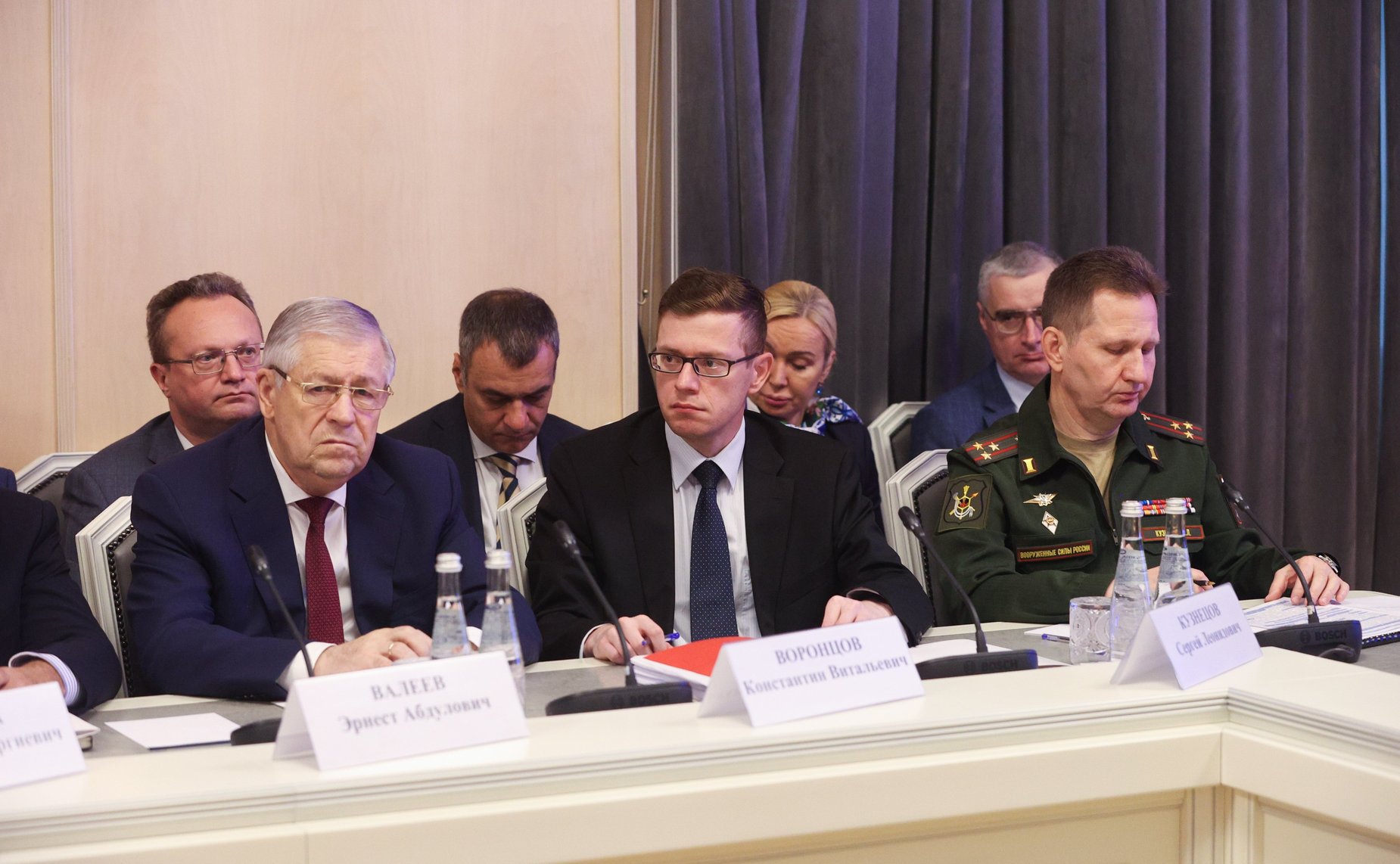 Заседание парламентской комиссии по расследованию обстоятельств, связанных с созданием американскими специалистами биологических лабораторий на территории Украины