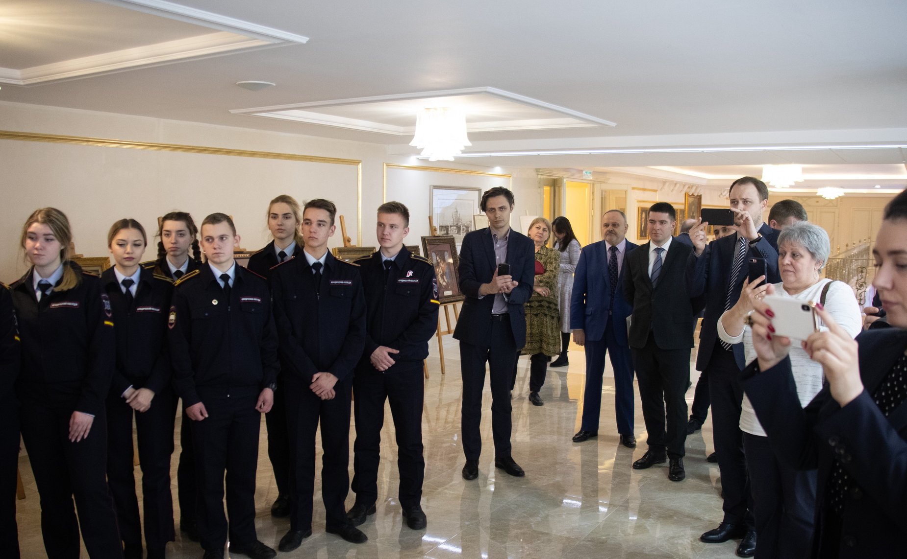 Открытие в Совете Федерации выставки «Шедевры мирового изобразительного искусства в вышивках А. Фединой»