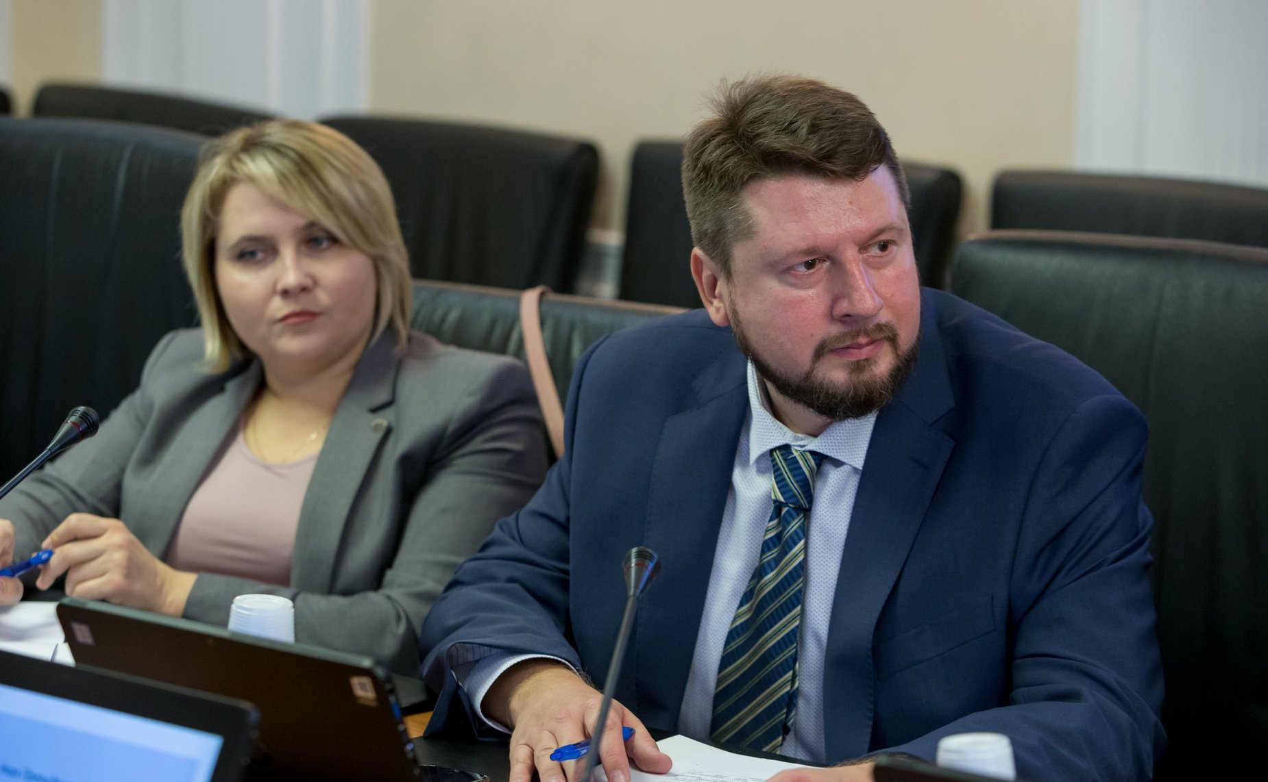 «Круглый стол» на тему «Защита прав и законных интересов работников образовательных организаций в условиях внедрения эффективных контрактов»