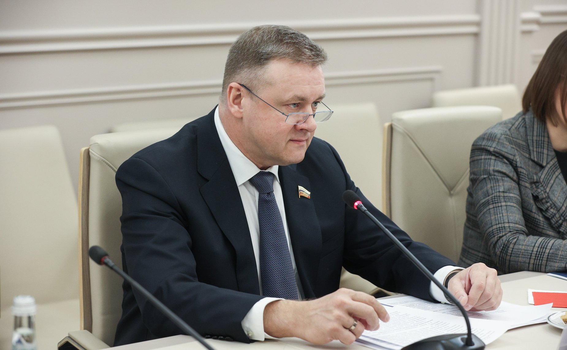 Встреча первого заместителя председателя Комитета СФ по бюджету и финансовым рынкам Николая Любимова с делегацией Национального совета Республики Намибии