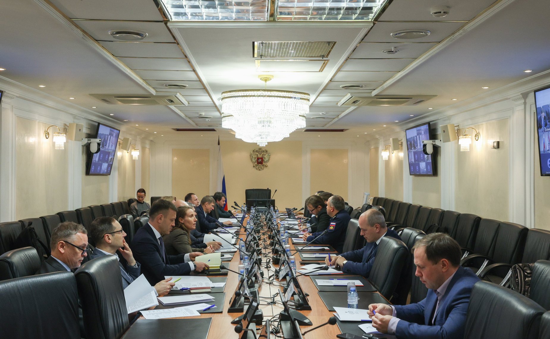 Круглый стол Комитета СФ по конституционному законодательству и государственному строительству «Нормативно-правовое регулирование обработки и использования данных в целях развития технологий искусственного интеллекта»