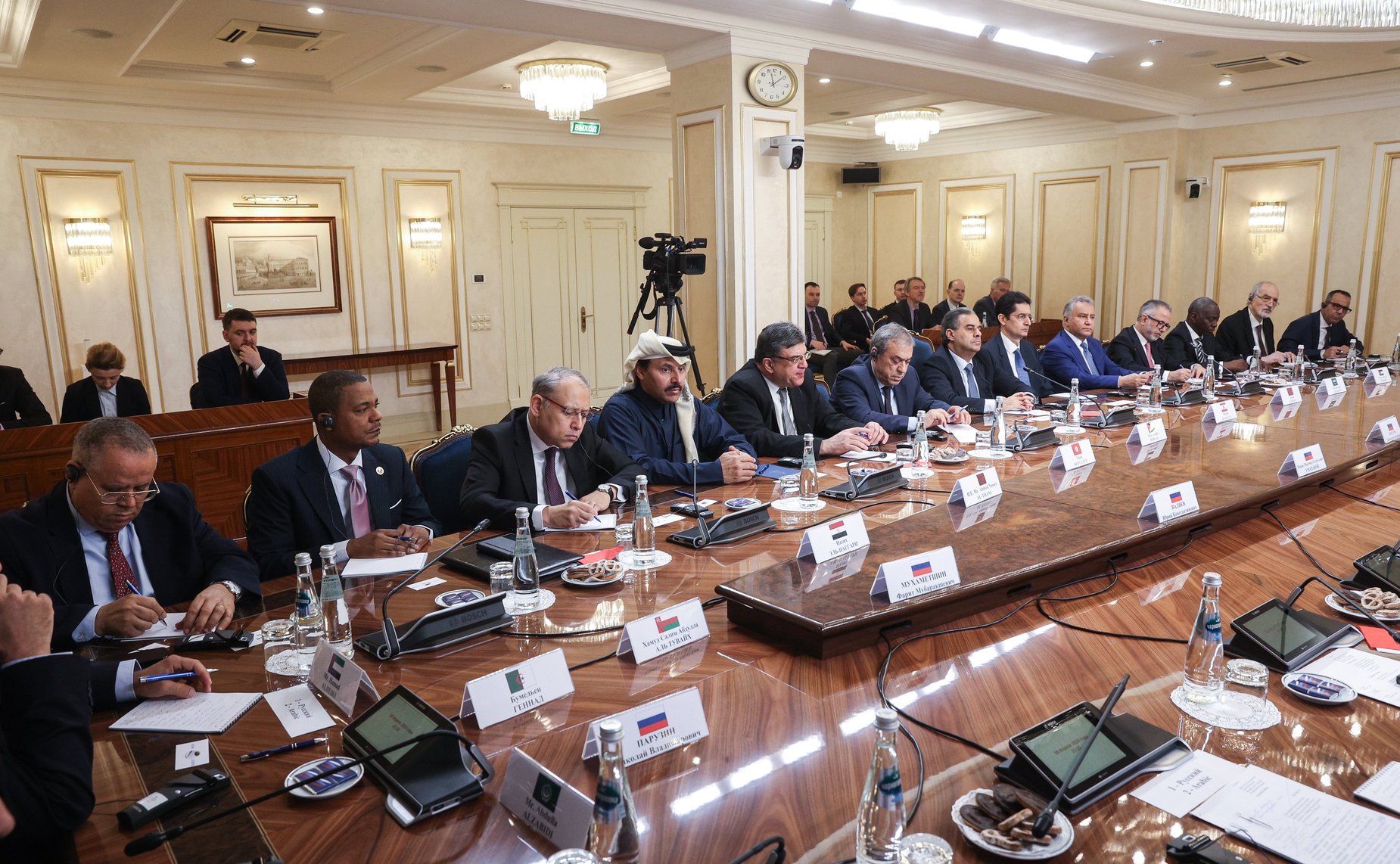 Константин Косачев провел встречу с главами дипломатических представительств арабских государств, аккредитованными в Российской Федерации