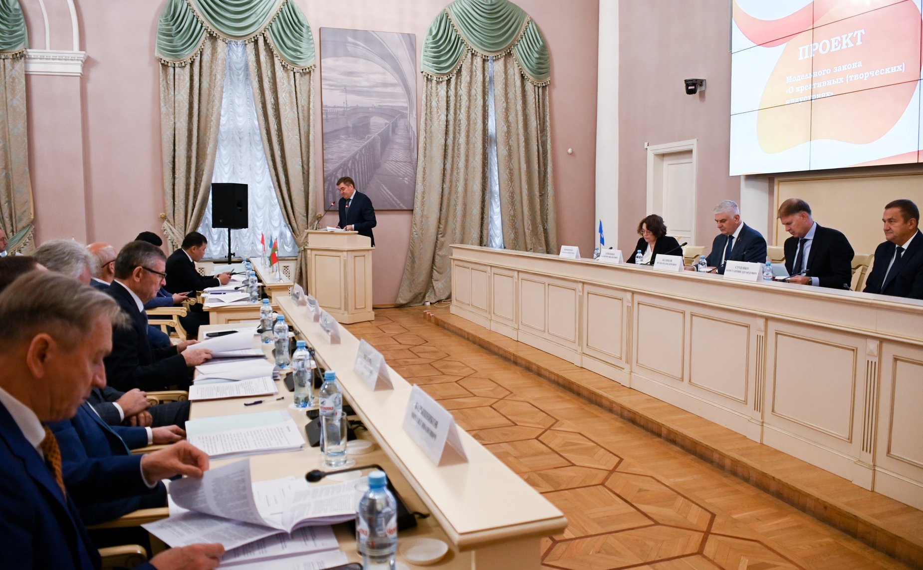 Участие сенаторов РФ в заседании Постоянной комиссии МПА СНГ по изучению опыта государственного строительства и местного самоуправления