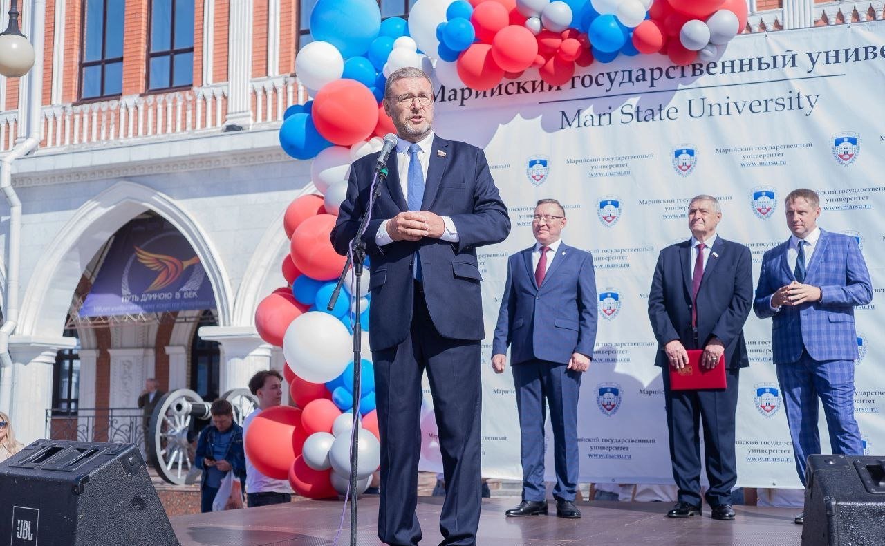 Константин Косачев