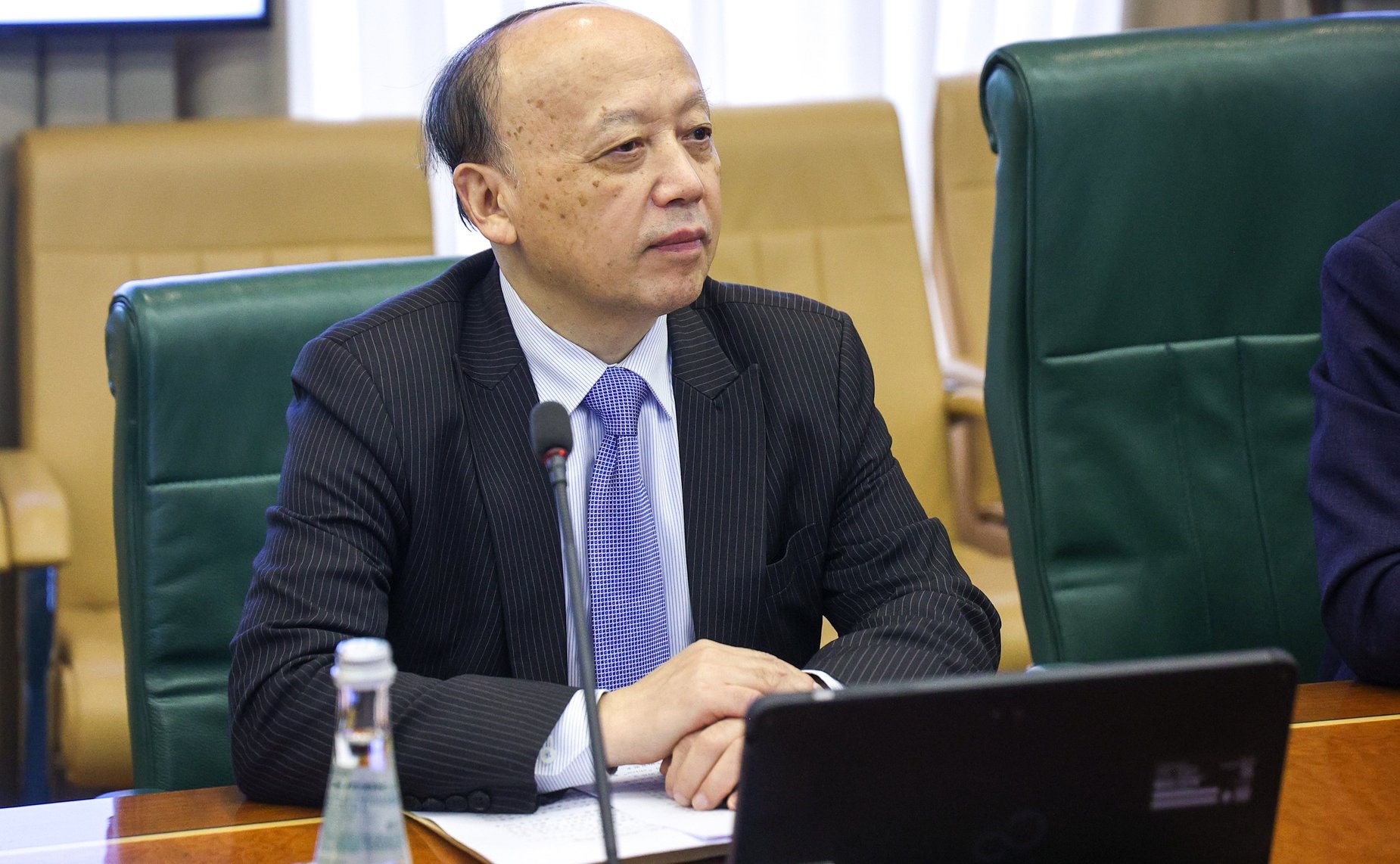 Олег Голов провел встречу с председателем Рабочей комиссии по делам представителей Постоянного комитета Всекитайского собрания народных представителей Китайской Народной Республики