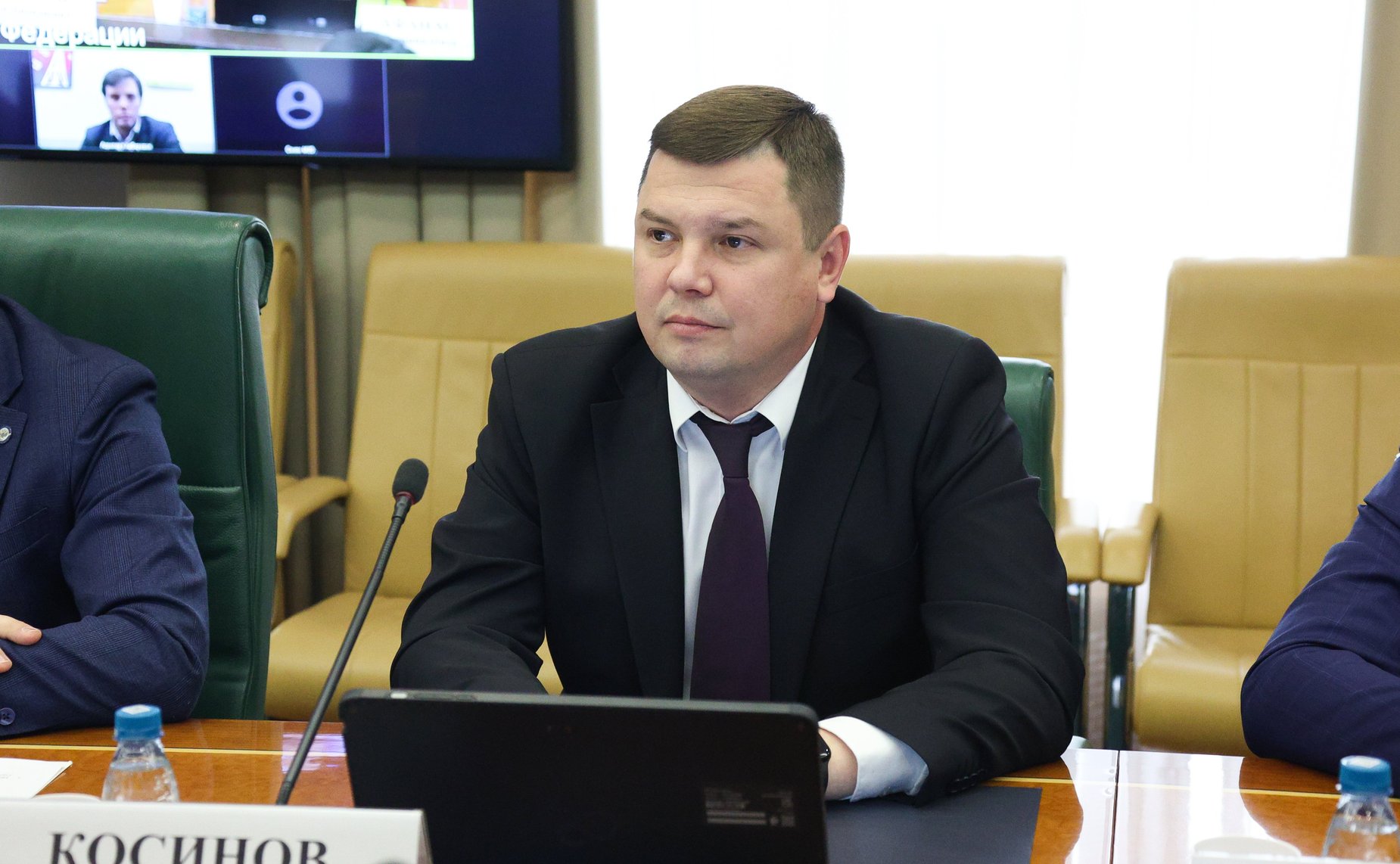 Круглый стол Комитета СФ по экономической политике на тему «О расширении маршрутной сети воздушных перевозок, выполняемых из аэропортов Дальнего Востока»