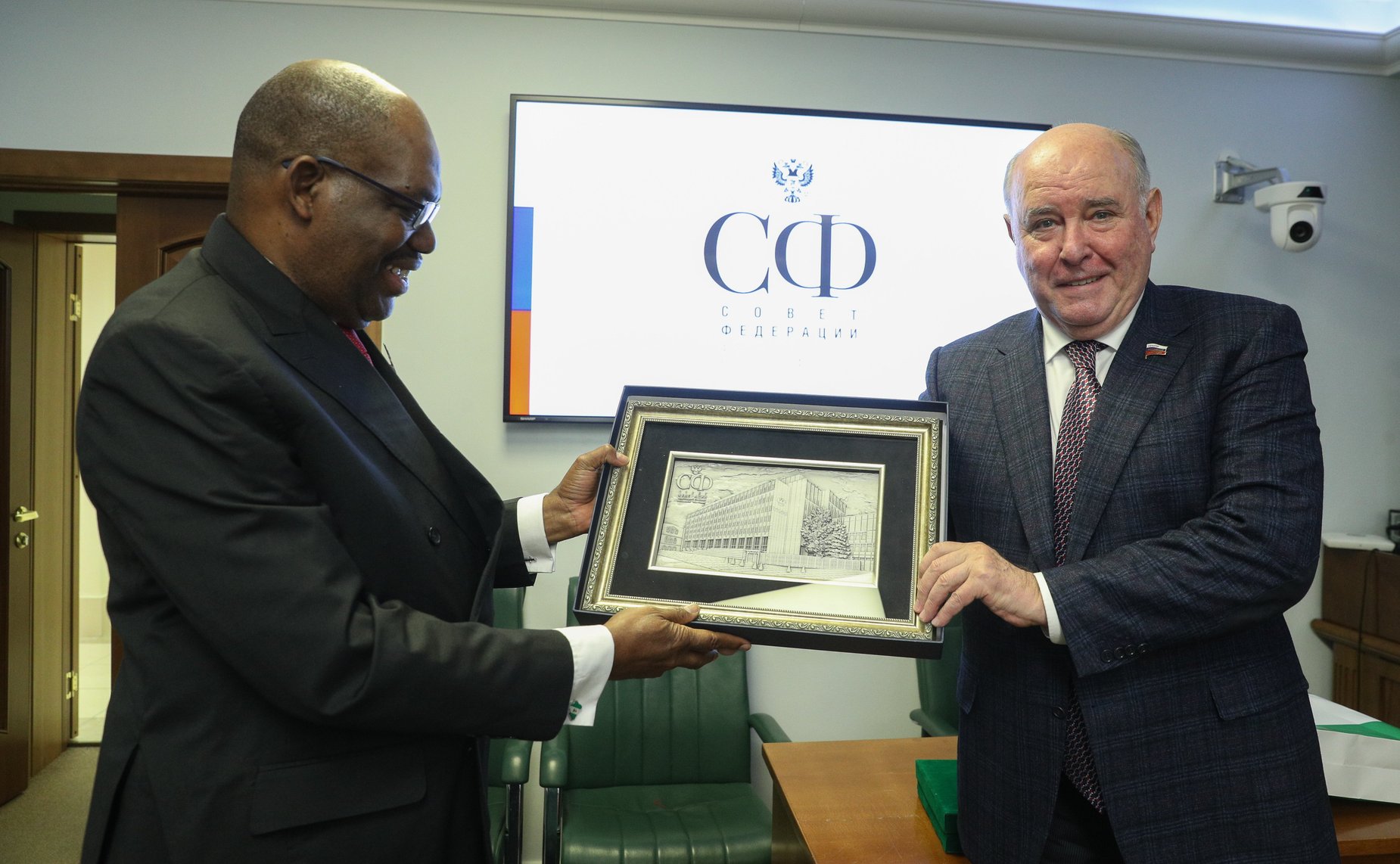 Встреча председателя Комитета СФ по международным делам Григория Карасина с Чрезвычайным и Полномочным Послом Федеративной Республики Нигерия