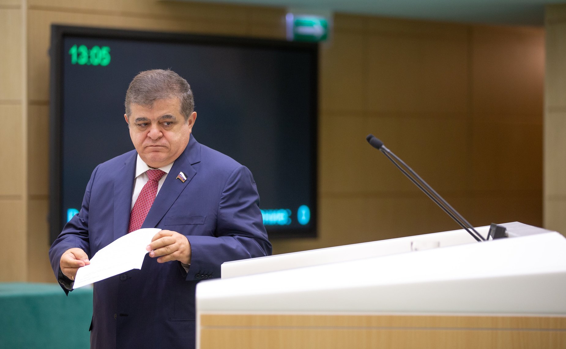 В. Джабаров