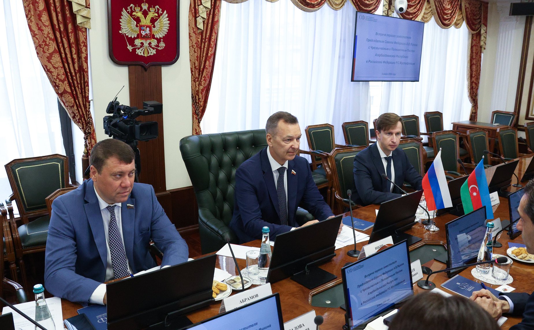 Встреча Андрея Яцкина с Чрезвычайным и Полномочным Послом Азербайджанской Республики в Российской Федерации