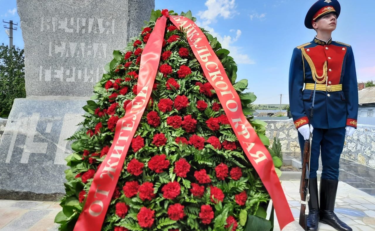 Сергей Михайлов в День памяти и скорби принял участие в торжественном митинге по случаю открытия в хуторе Логовский Волгоградской области Братской могилы советских воинов, погибших в ходе боёв на Клетском плацдарме в 1942 году