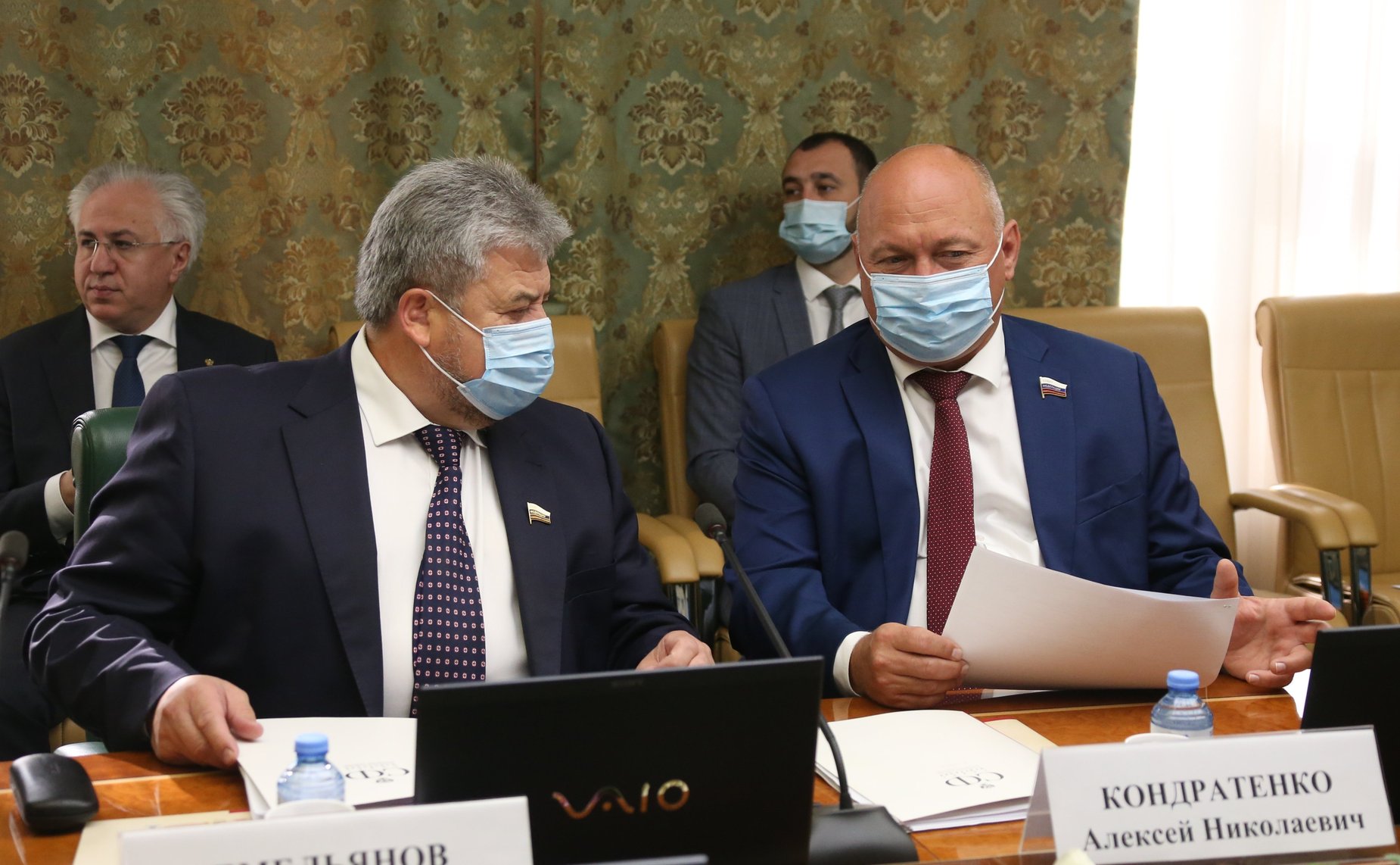 Геннадий Емельянов и Алексей Кондратенко