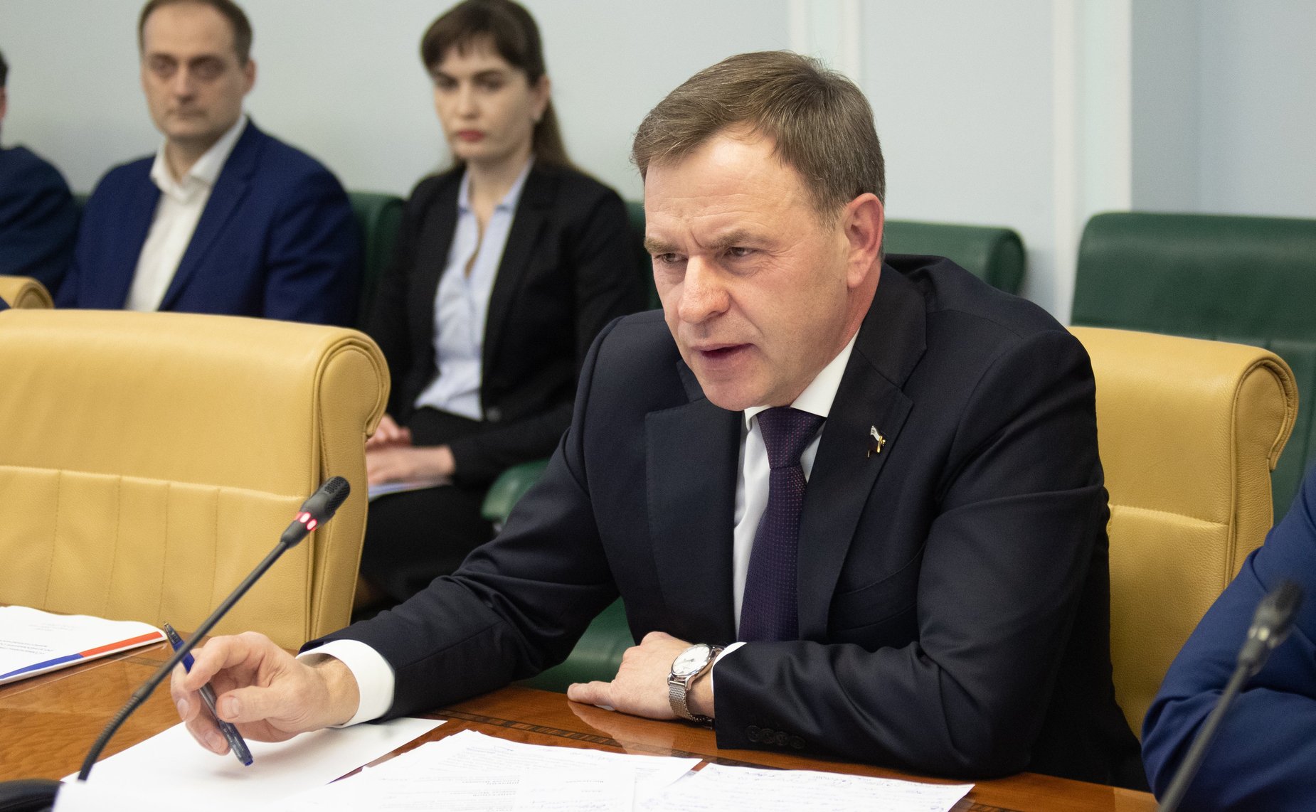 Виктор Новожилов