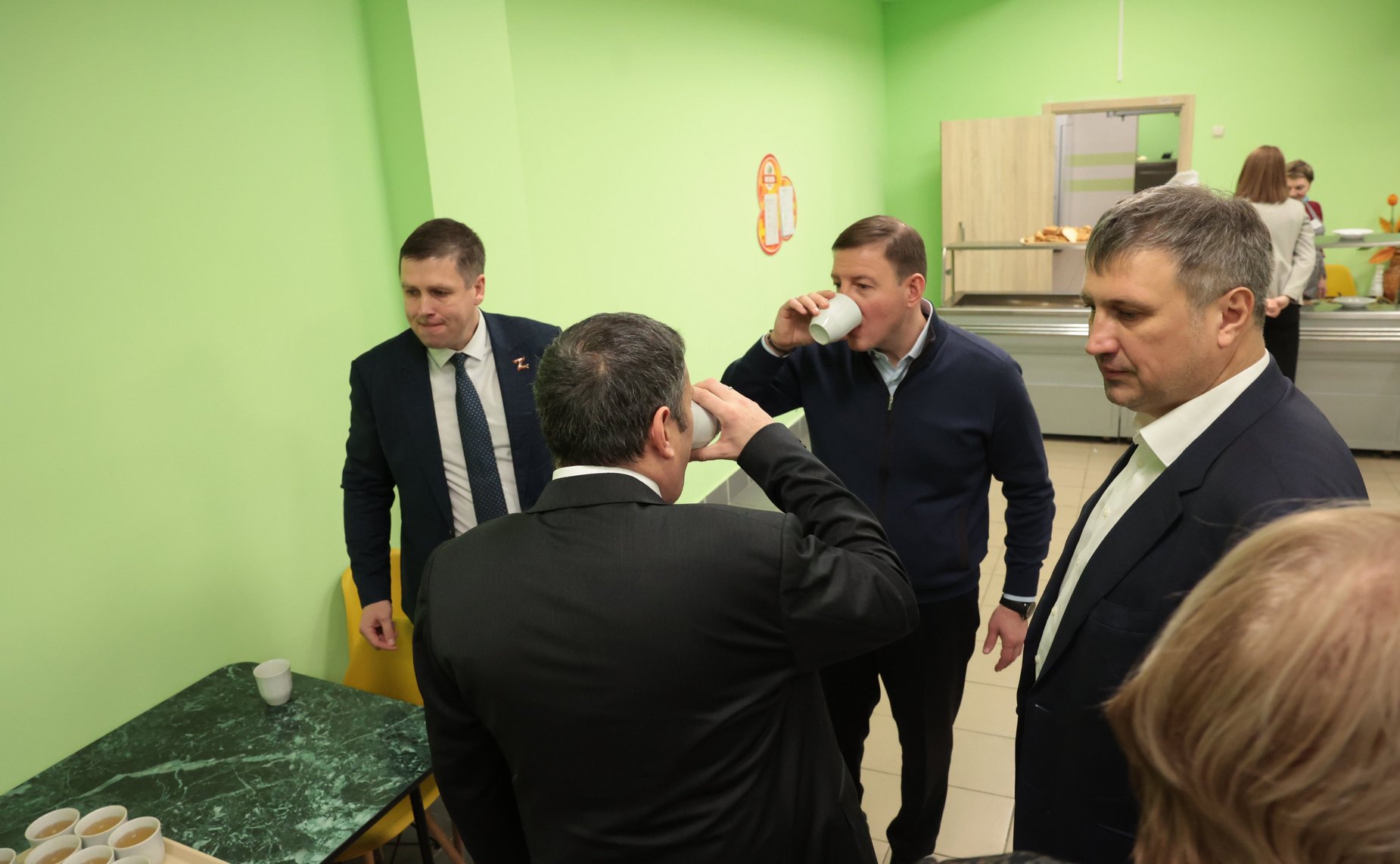 Андрей Турчак посетил в Нижегородской области школу, построенную в рамках президентской программы