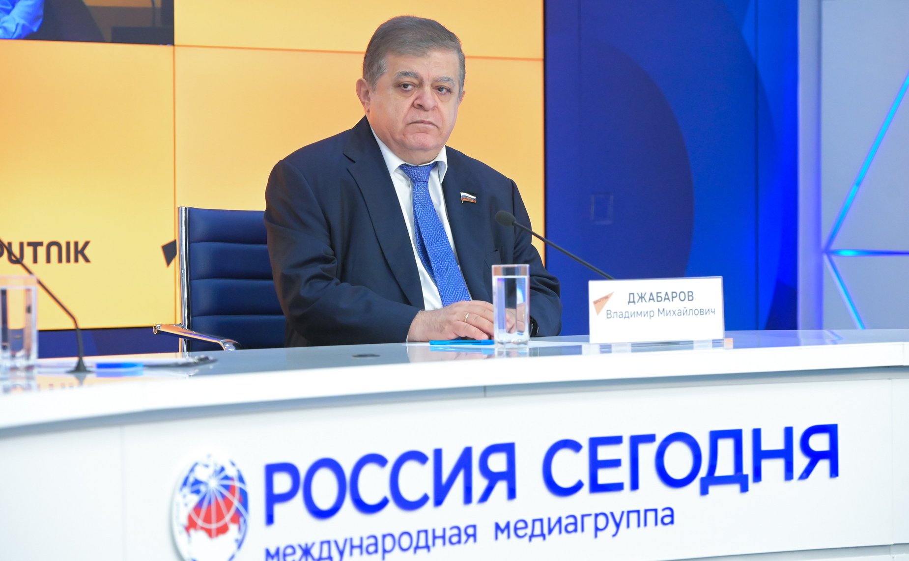 Первый заместитель председателя Комитета СФ по международным делам Владимир Джабаров