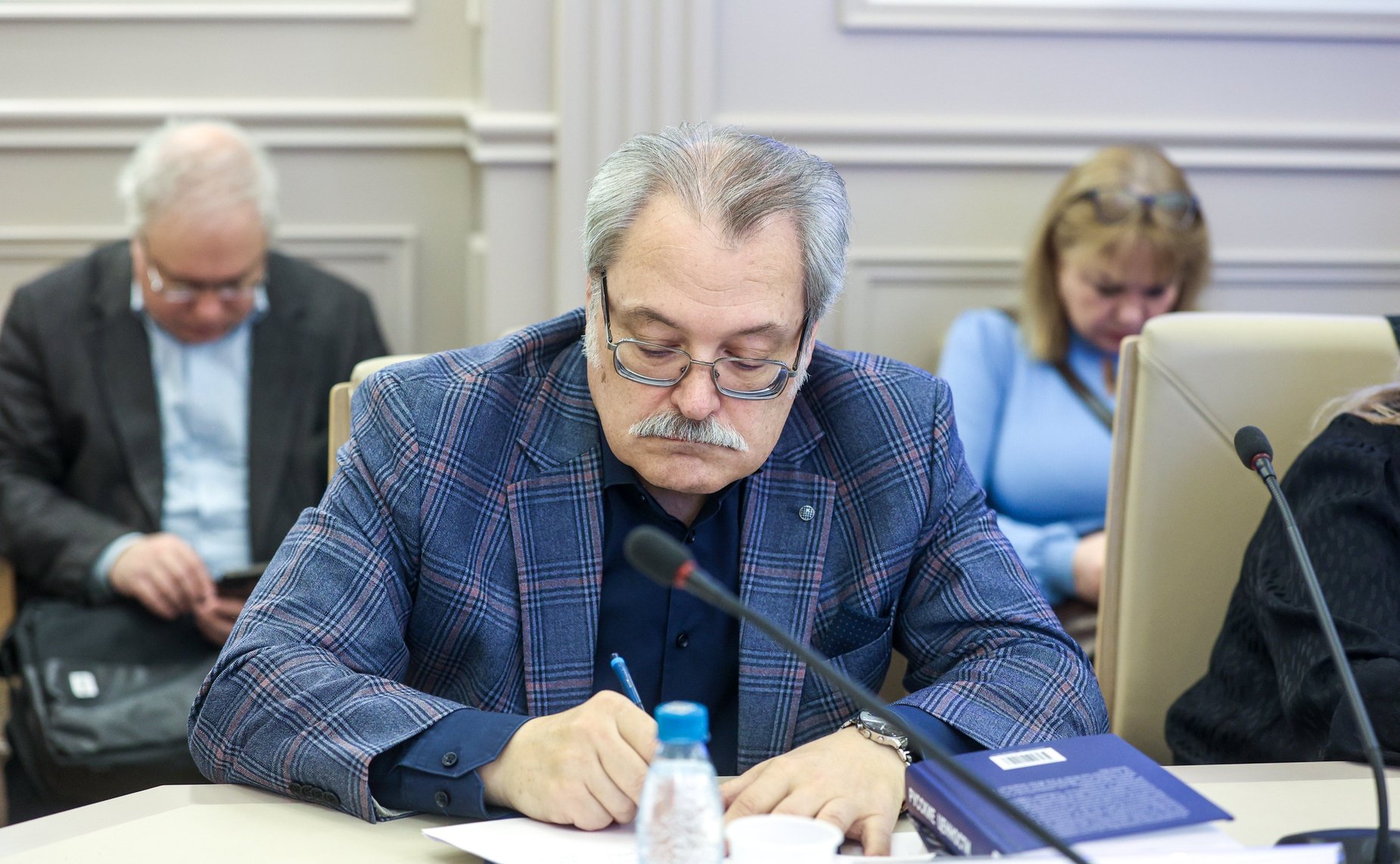 Круглый стол Комитета Совета Федерации по социальной политике «Укрепление патриотического сознания и защита исторической правды: основы и приоритетные задачи»