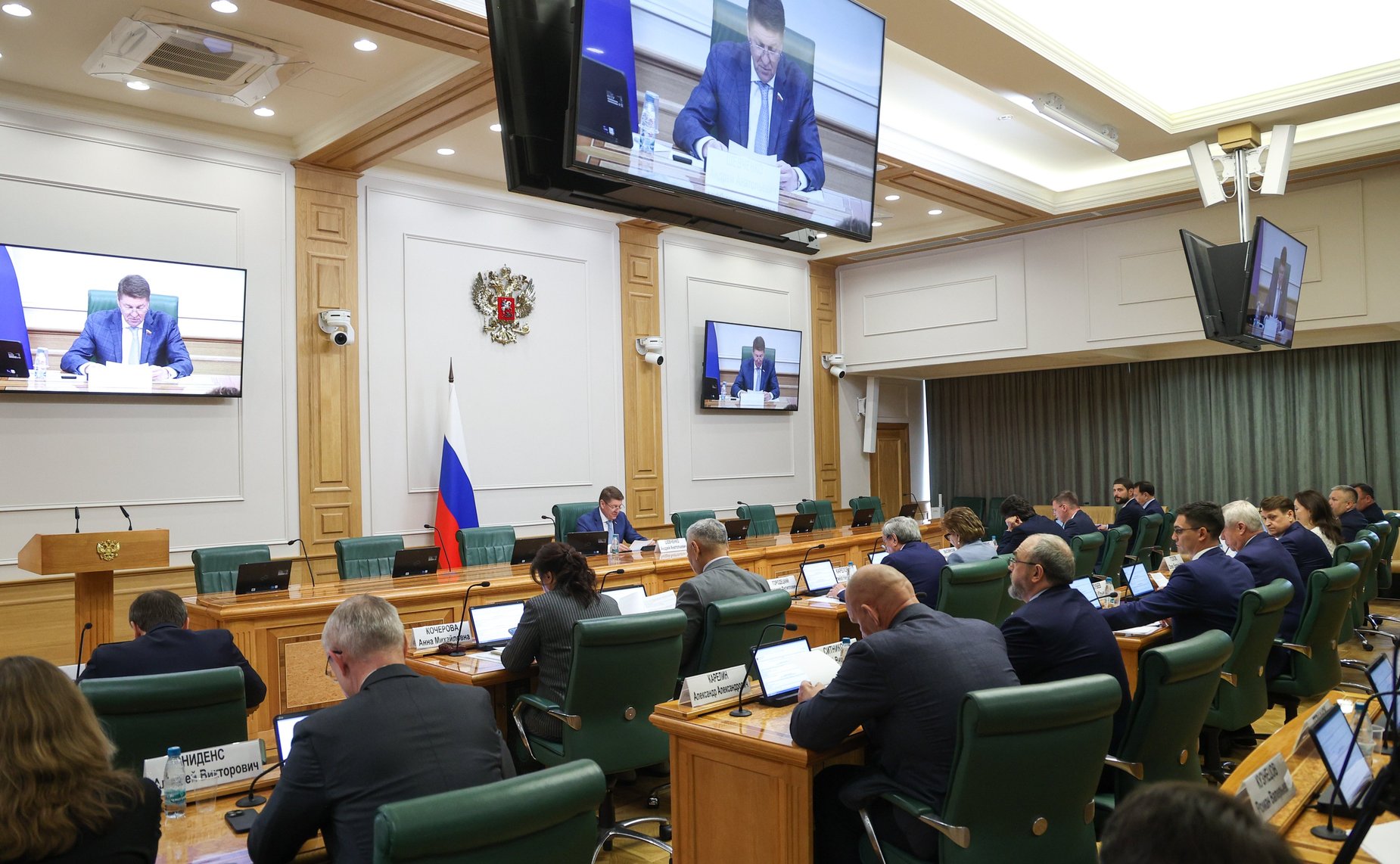 Заседание Комитета Совета Федерации по федеративному устройству, региональной политике, местному самоуправлению и делам Севера