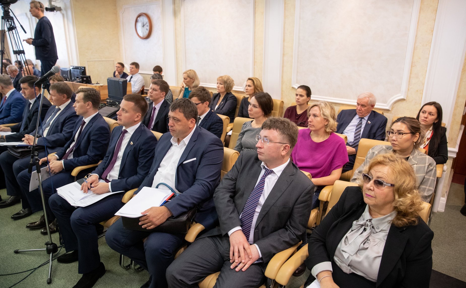 Парламентские слушания Комитета СФ по бюджету и финансовым рынкам на тему «Вопросы совершенствования законодательства РФ о контрактной системе в сфере закупок товаров, работ, услуг для обеспечения государственных и муниципальных нужд»