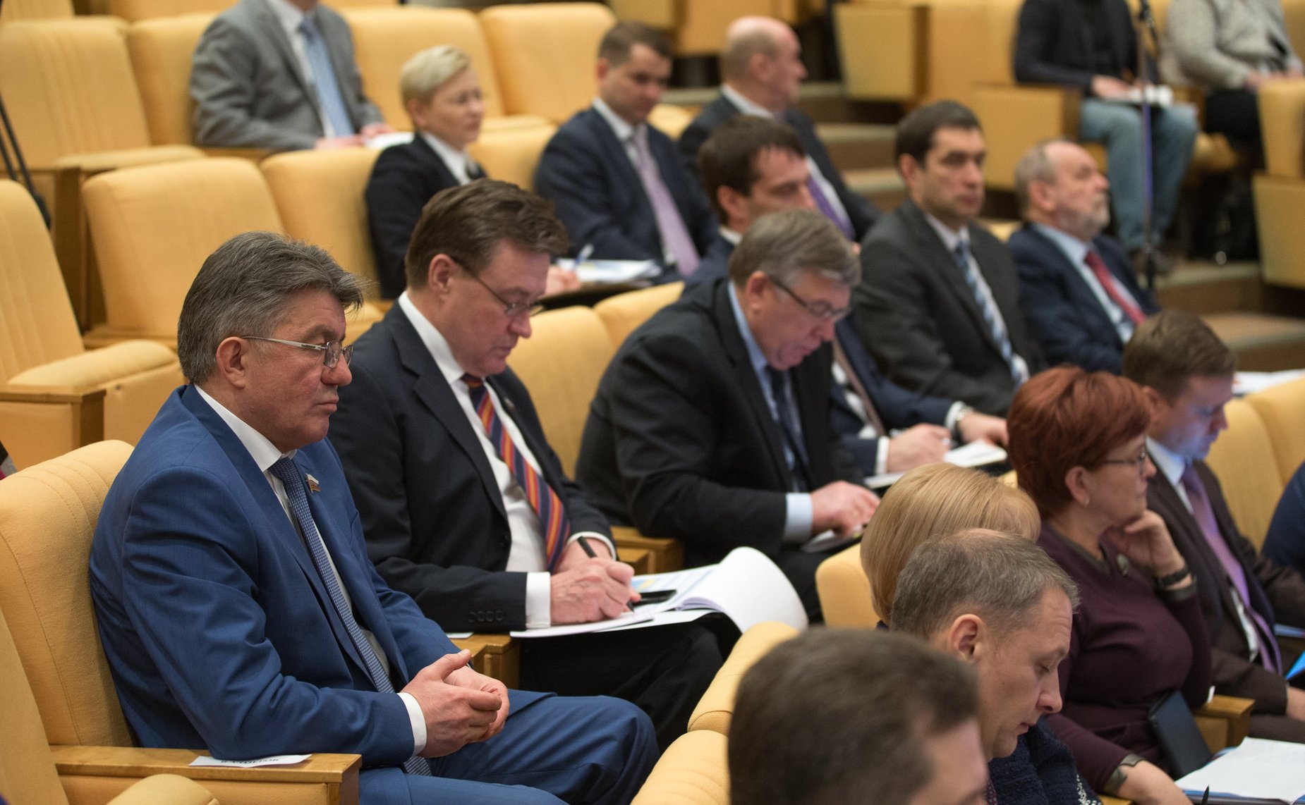 В. Озеров и С. Рябухин