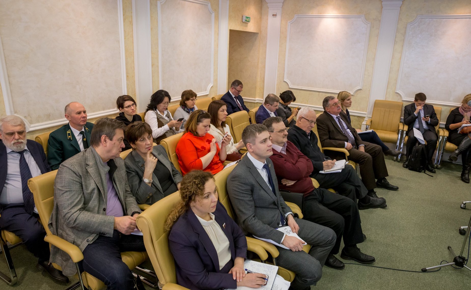 «Круглый стол» на тему «Научное и кадровое обеспечение лесопромышленного комплекса. Проблемы и пути их решения»