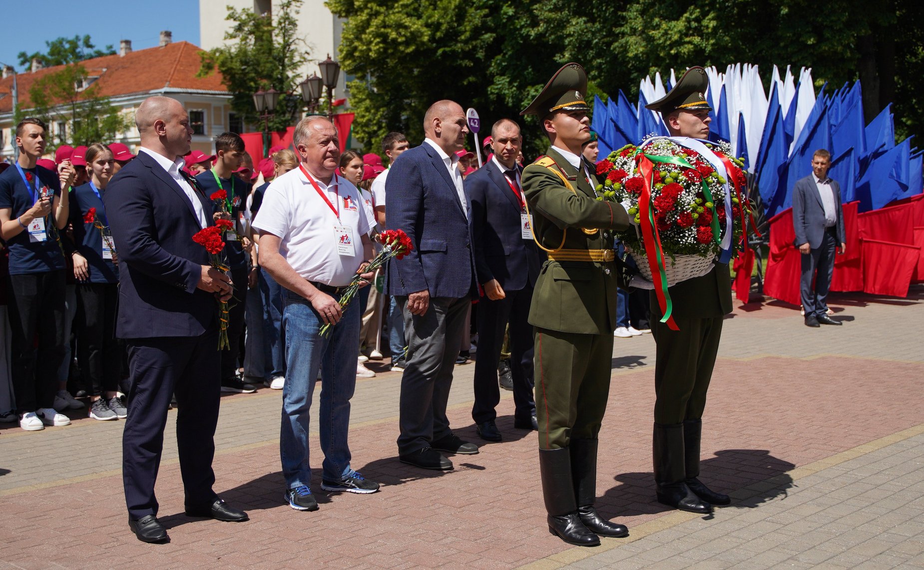 В парке им. Ж.Э. Жилибера состоялась церемония возложения к Памятнику воинам и партизанам, погибшим в годы Великой Отечественной войны